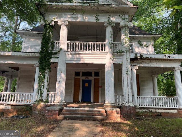801 MAPLE Avenue SW