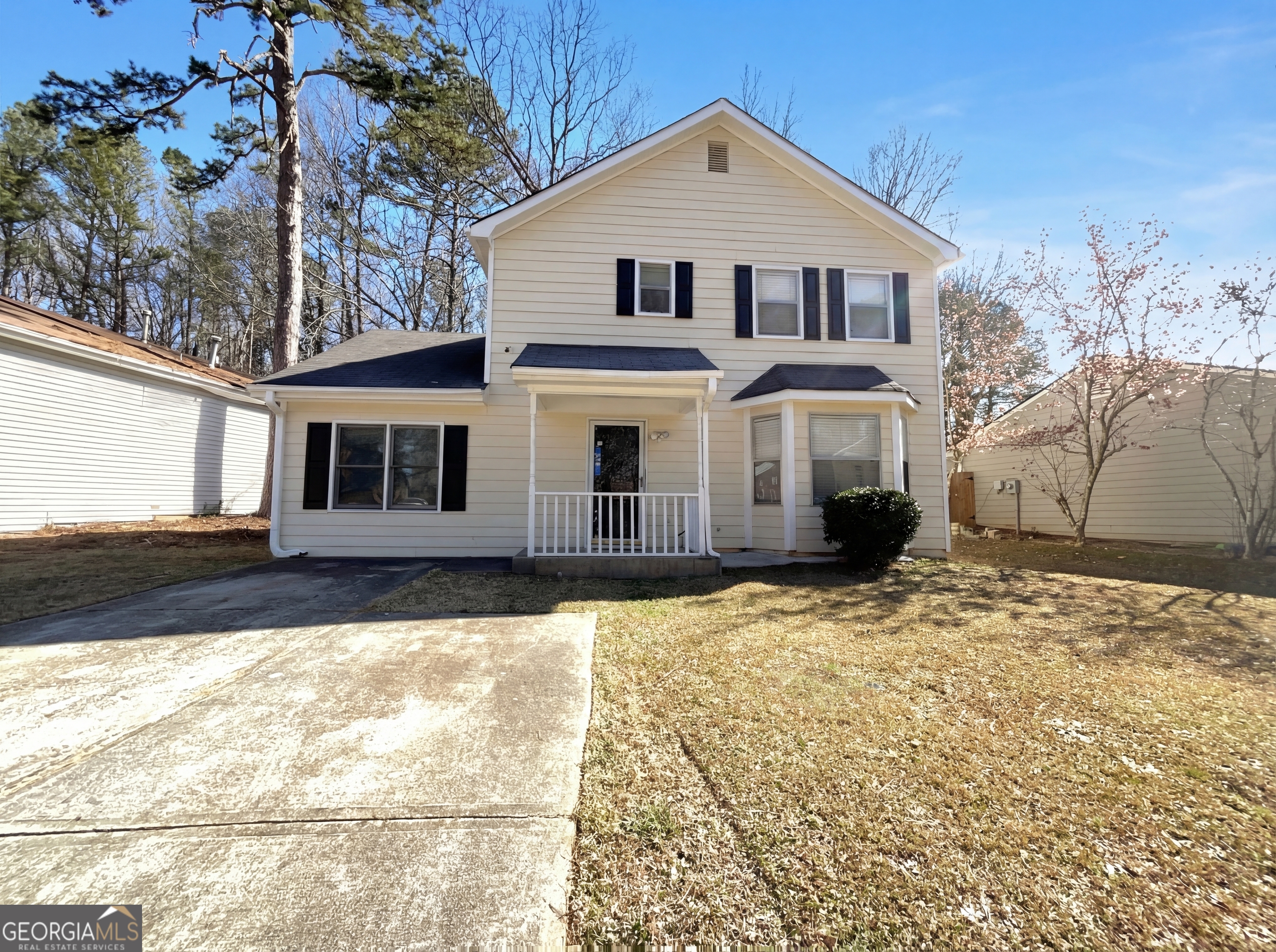 5328 Ridge Forest Drive Property Photo 1