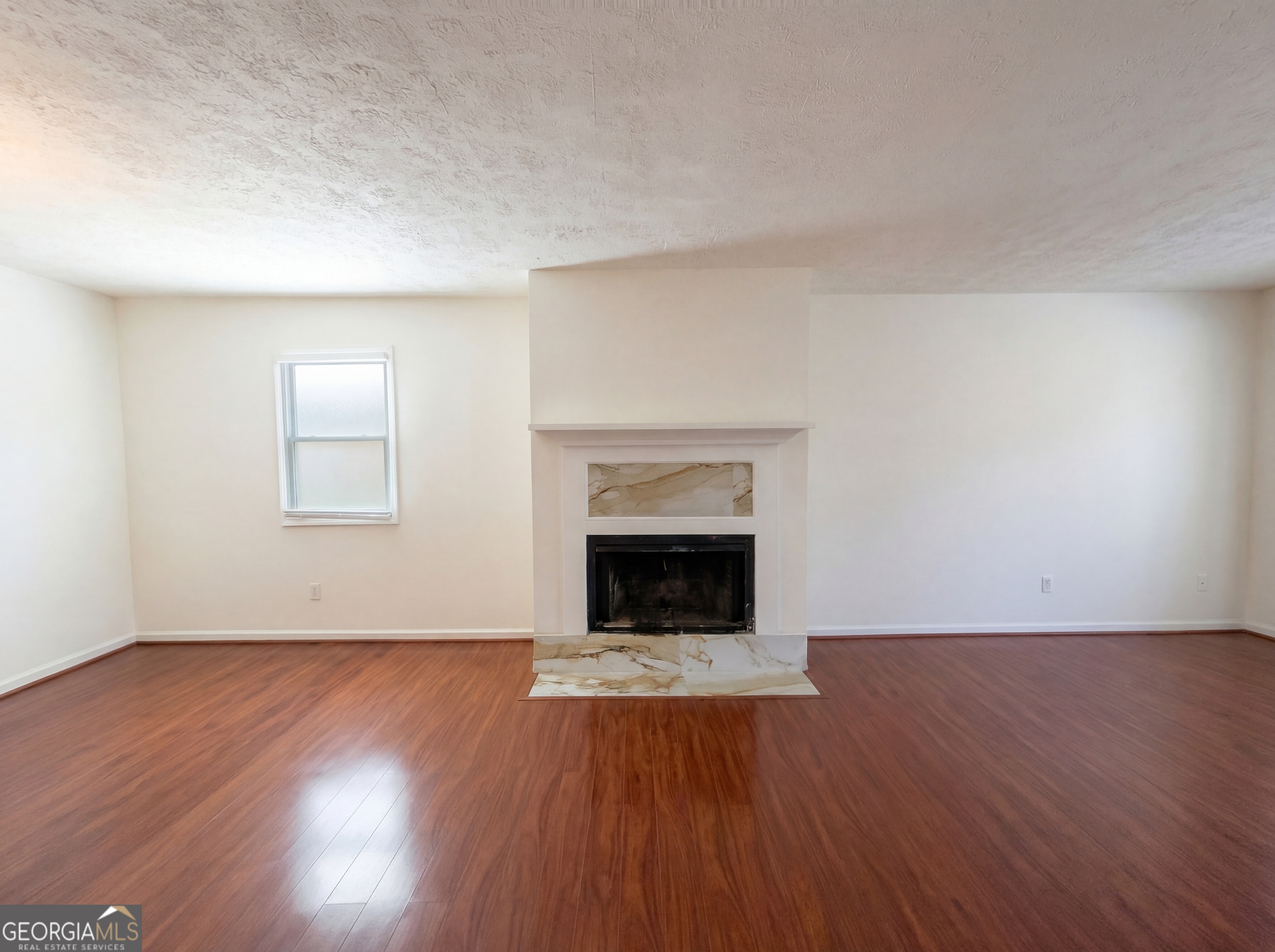 5328 Ridge Forest Drive Property Photo 3