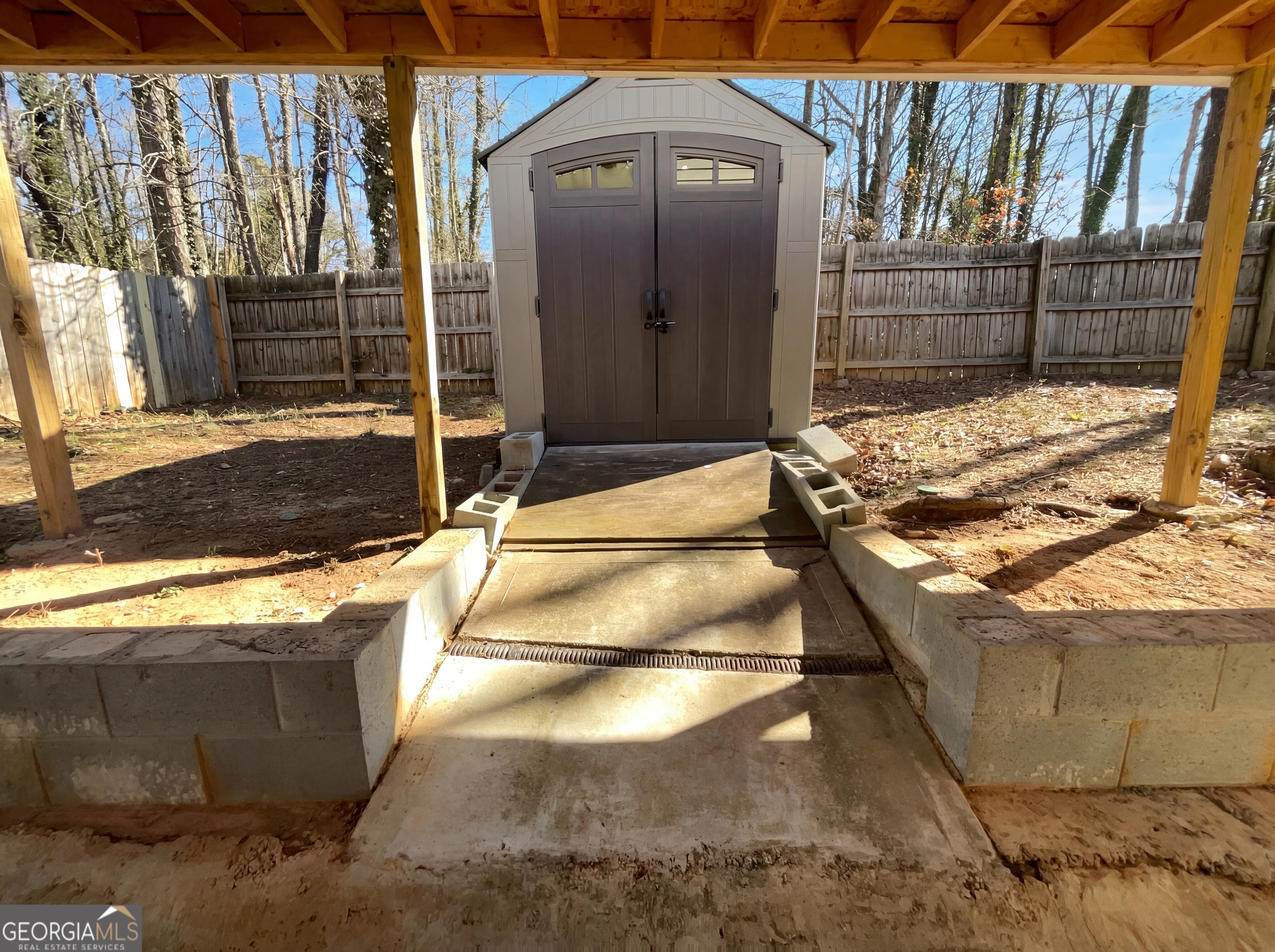 5328 Ridge Forest Drive Property Photo 7