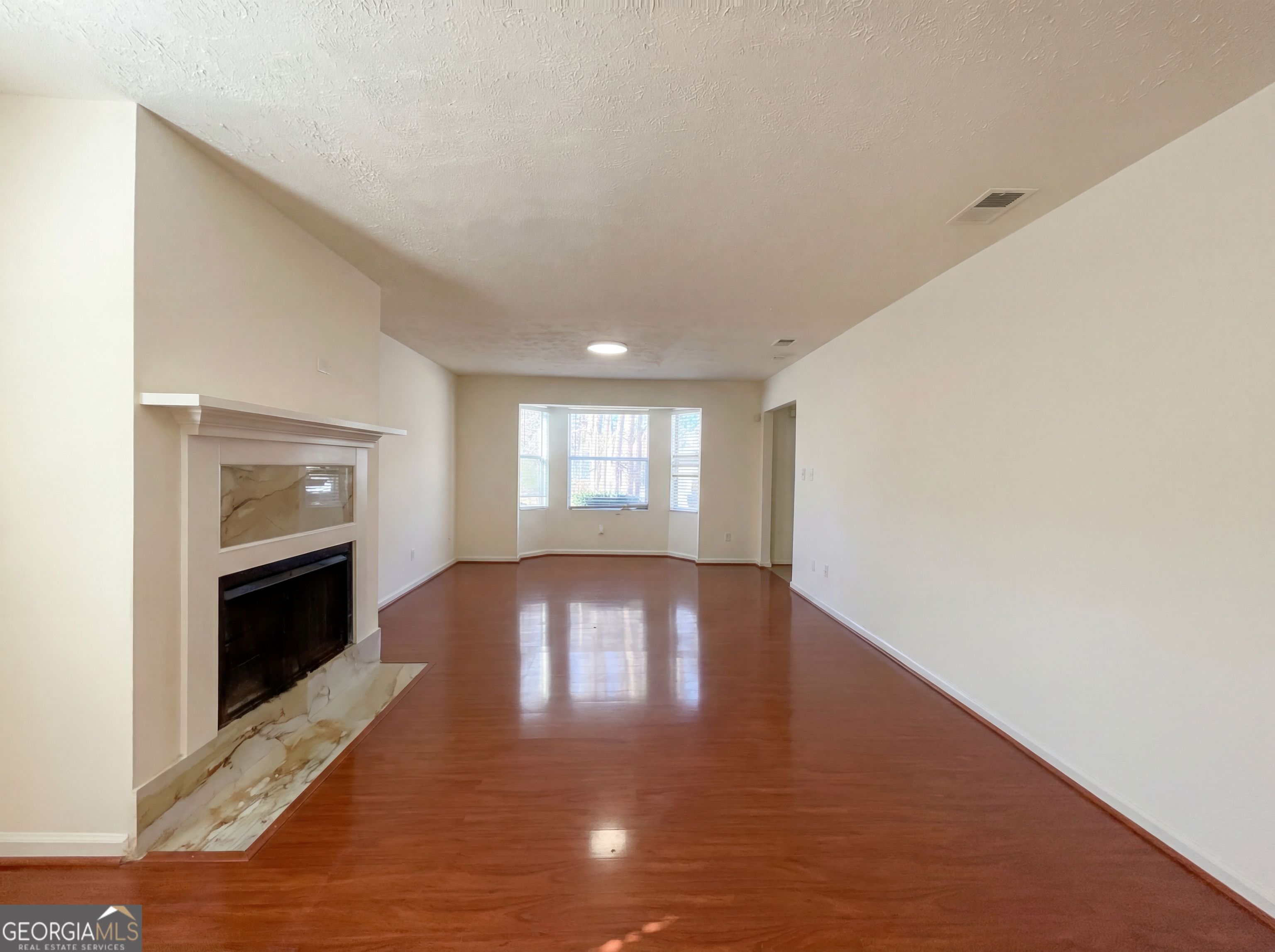 5328 Ridge Forest Drive Property Photo 8