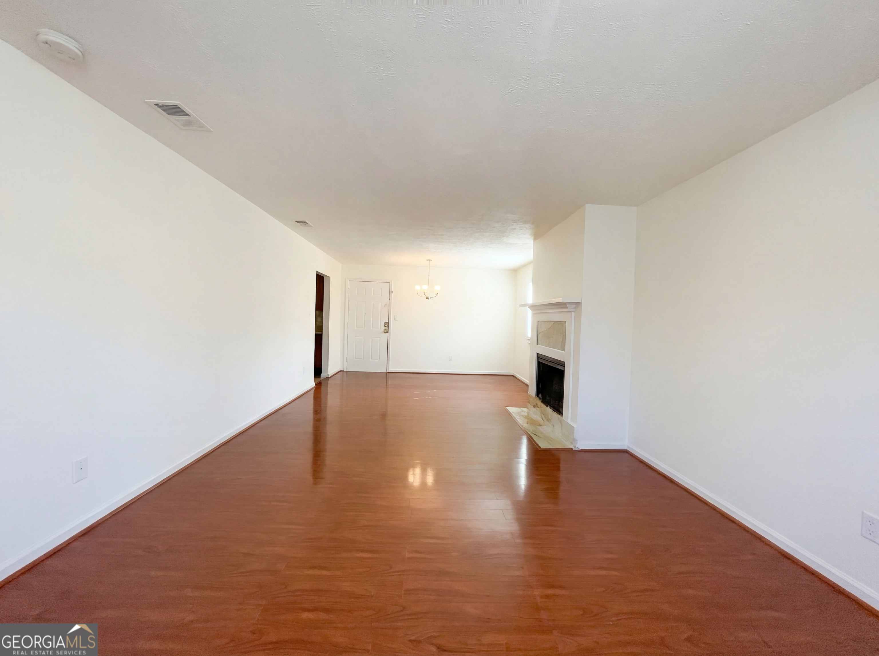 5328 Ridge Forest Drive Property Photo 9