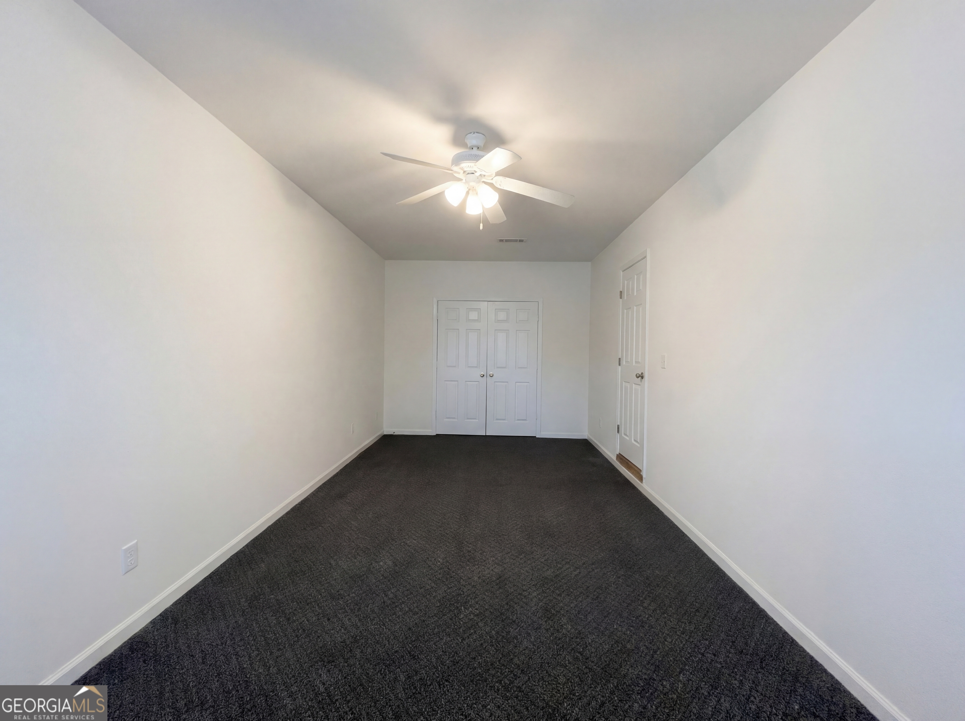 5328 Ridge Forest Drive Property Photo 12