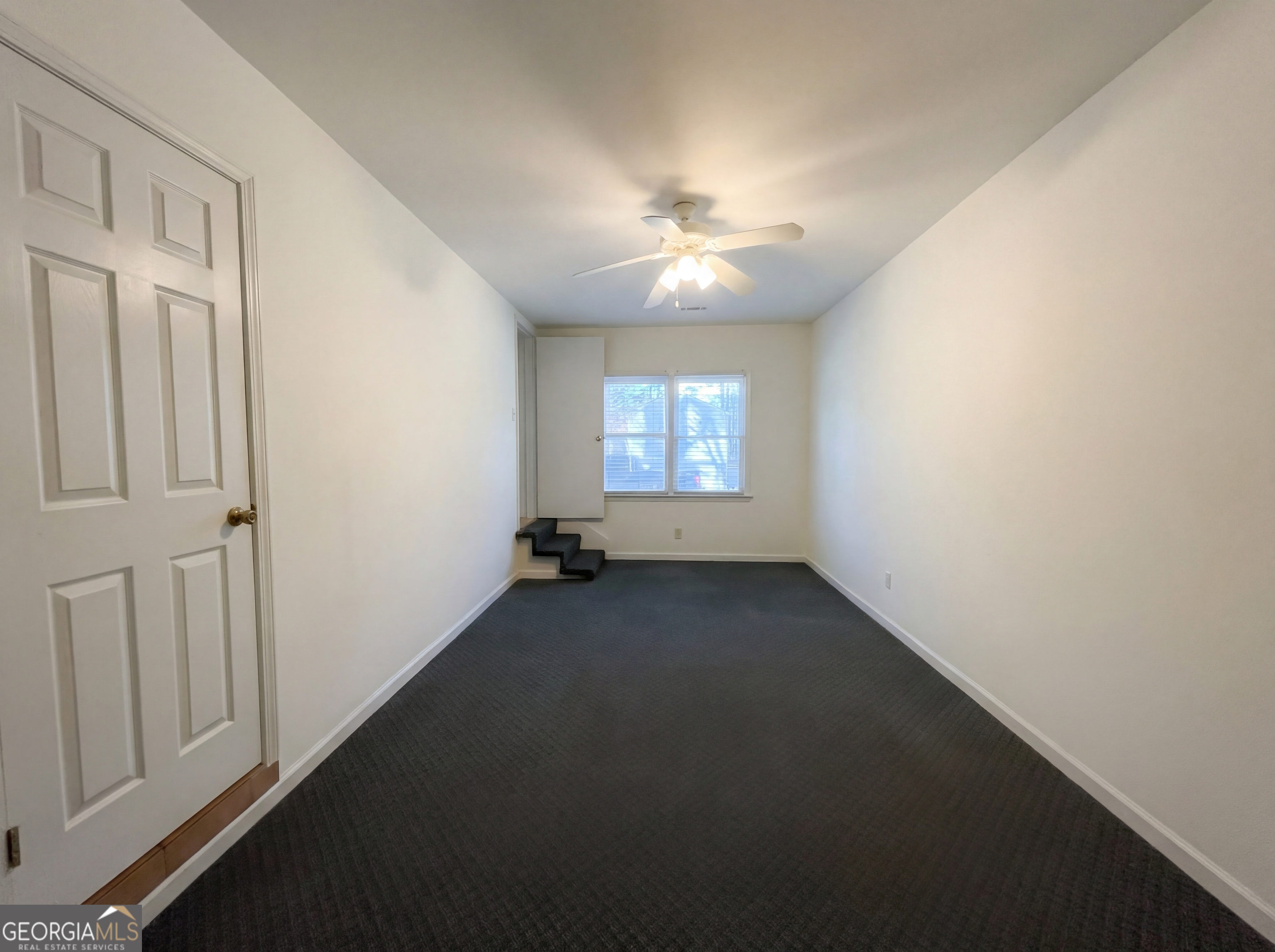 5328 Ridge Forest Drive Property Photo 13