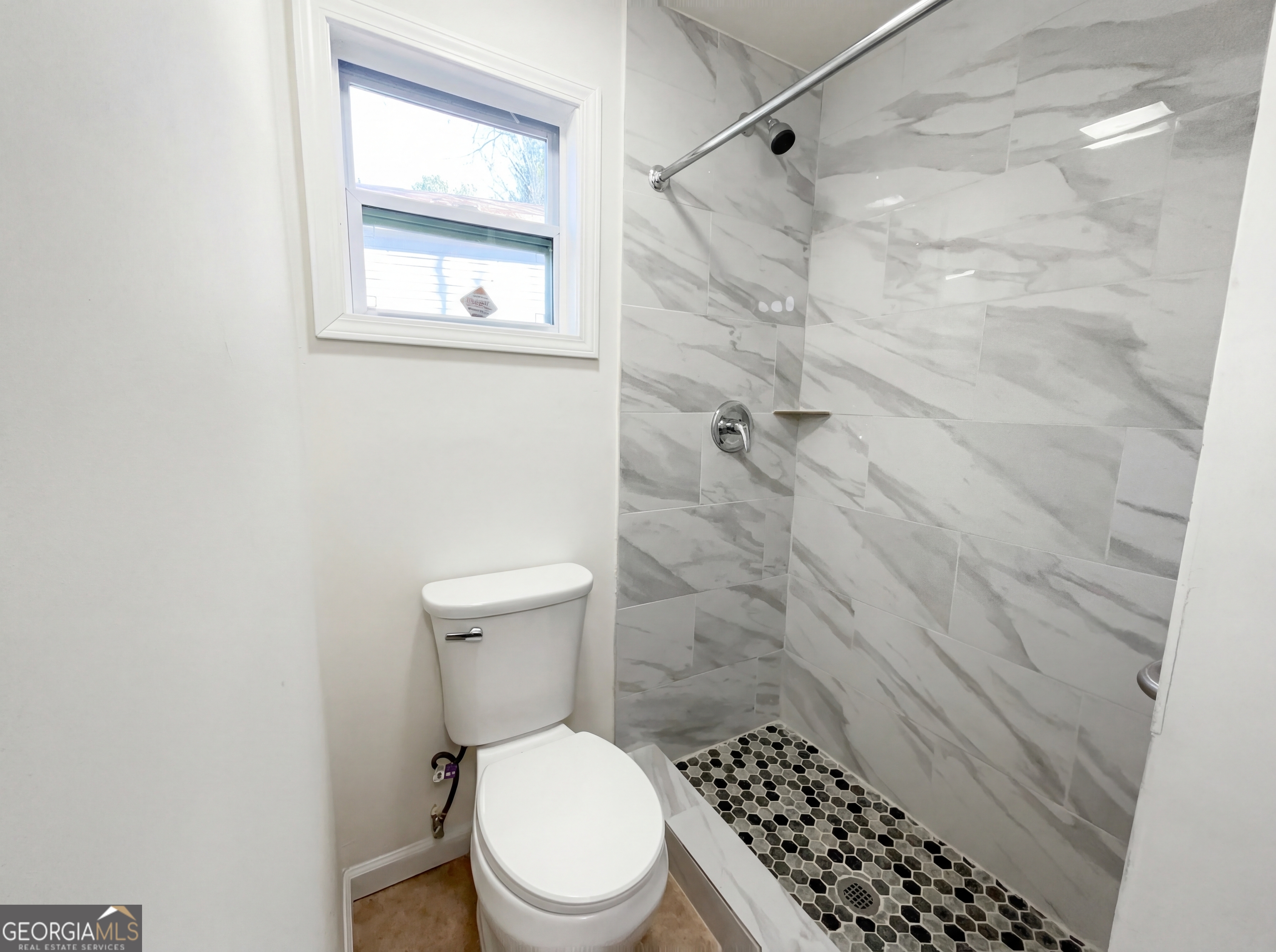 5328 Ridge Forest Drive Property Photo 17