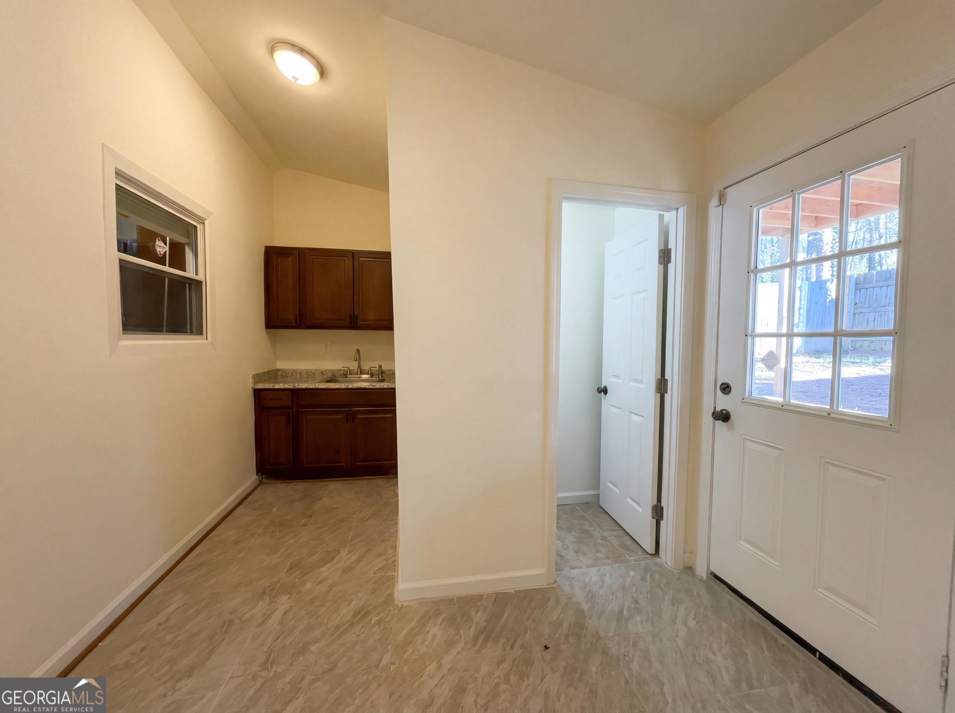 5328 Ridge Forest Drive Property Photo 21