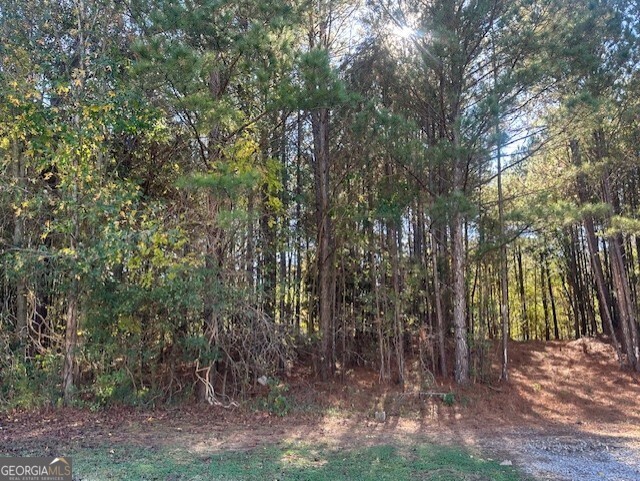 2100 Adel Road Property Photo 3
