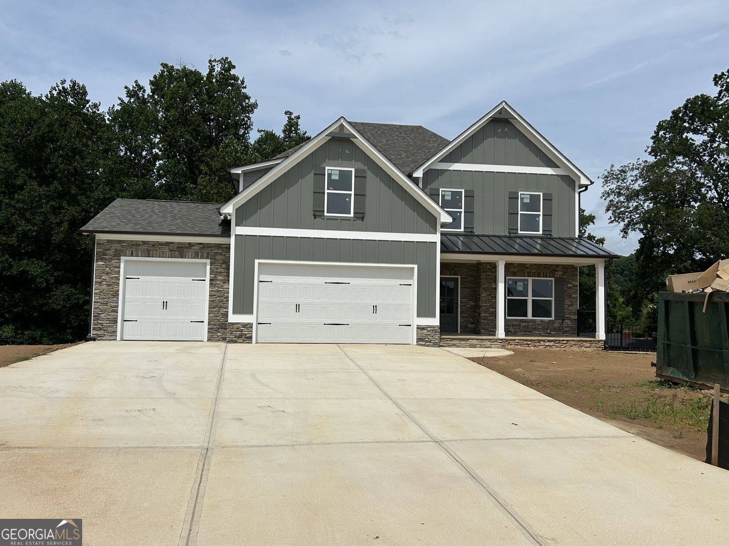 3 Barnwood Pointe Property Photo 2