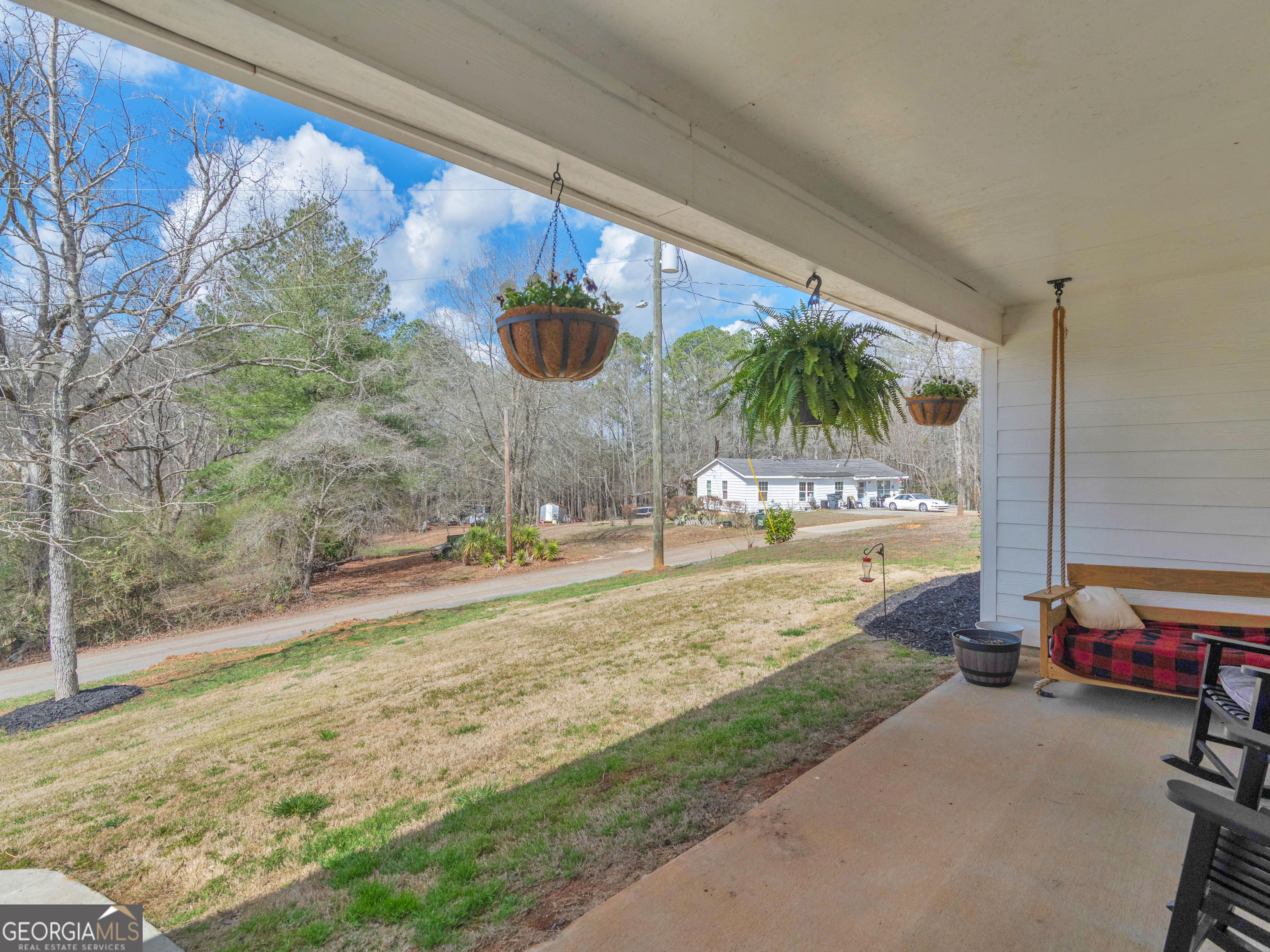 215 Almon Avenue Property Photo 4