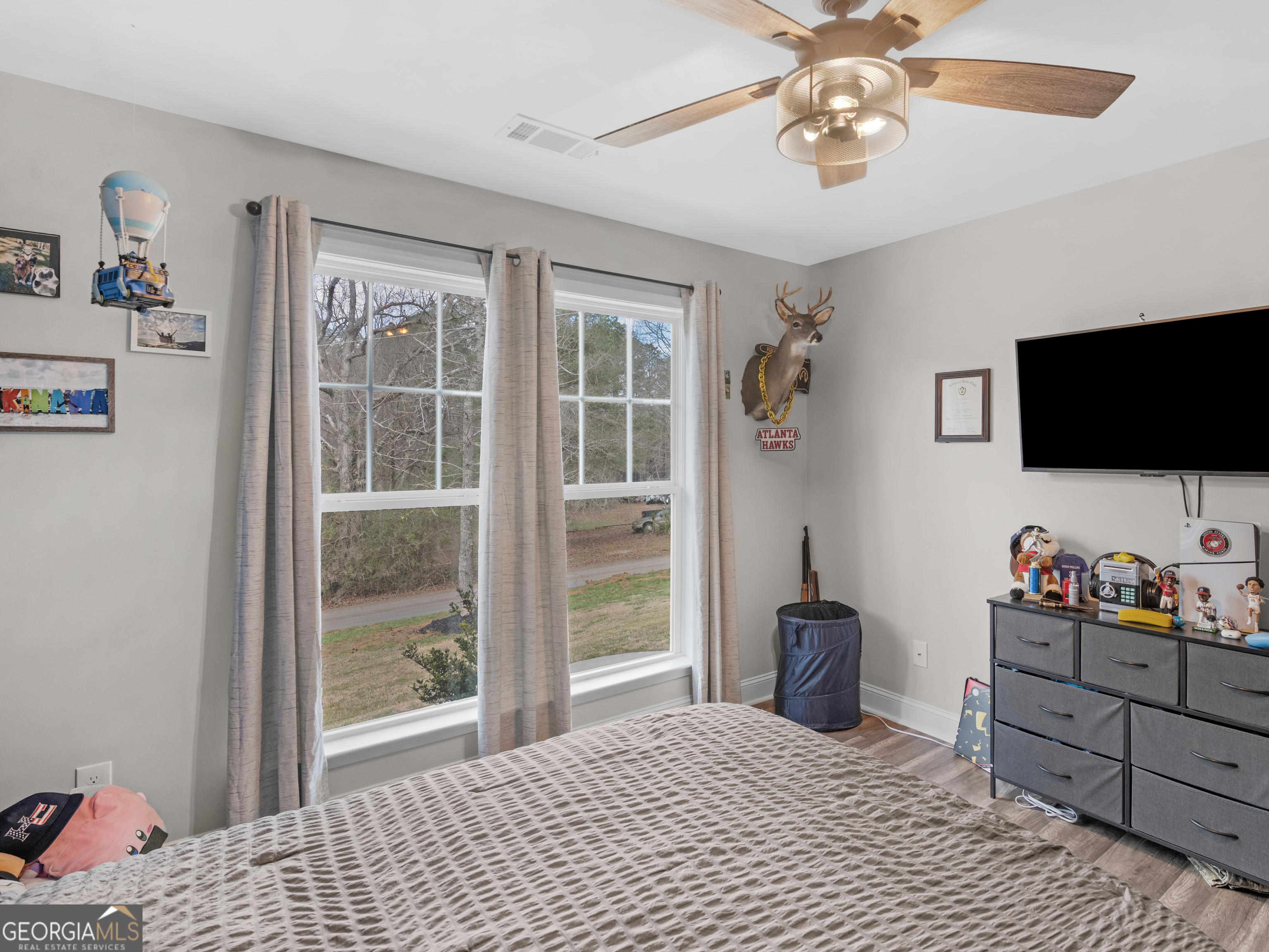 215 Almon Avenue Property Photo 15