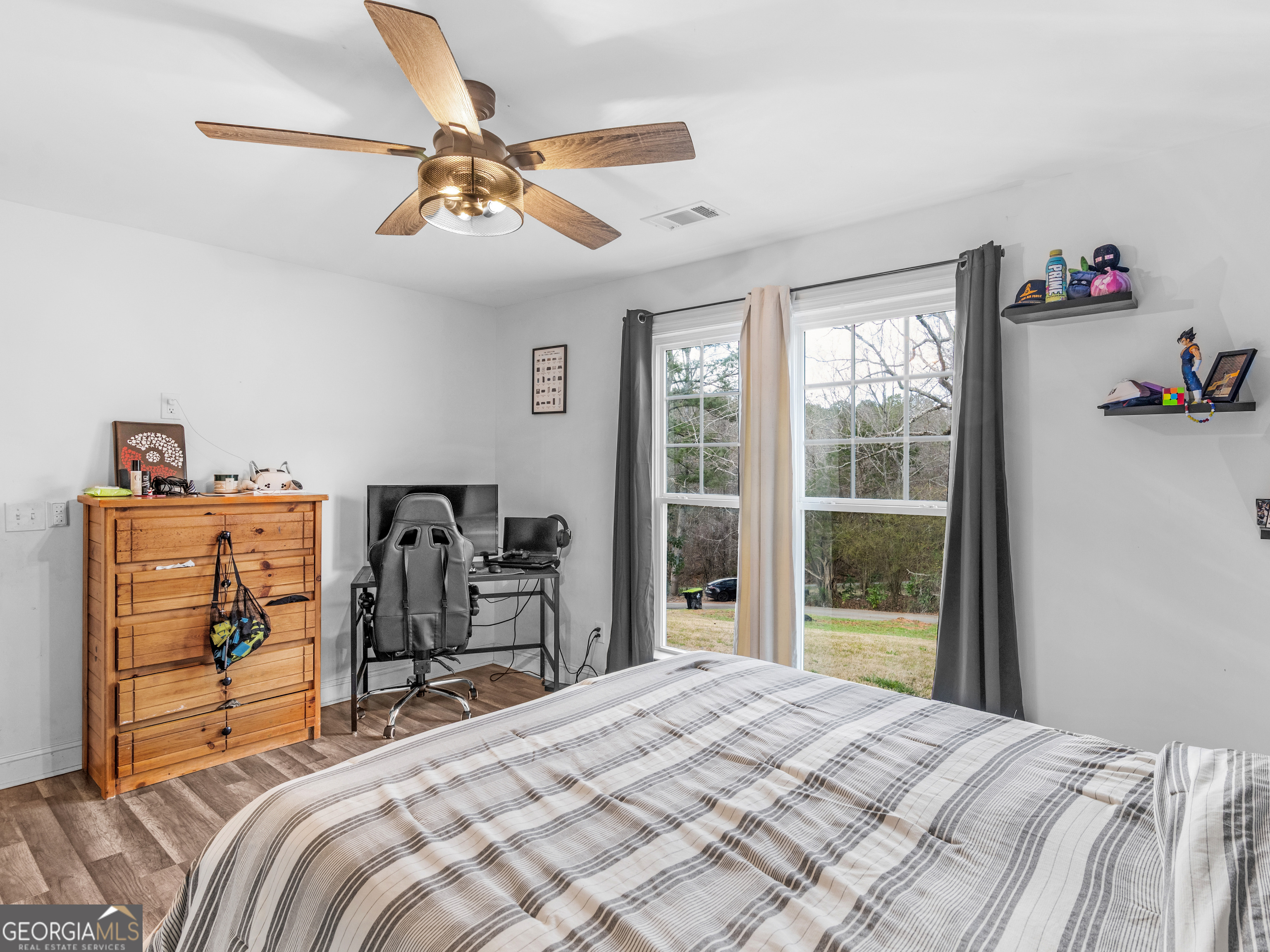 215 Almon Avenue Property Photo 22