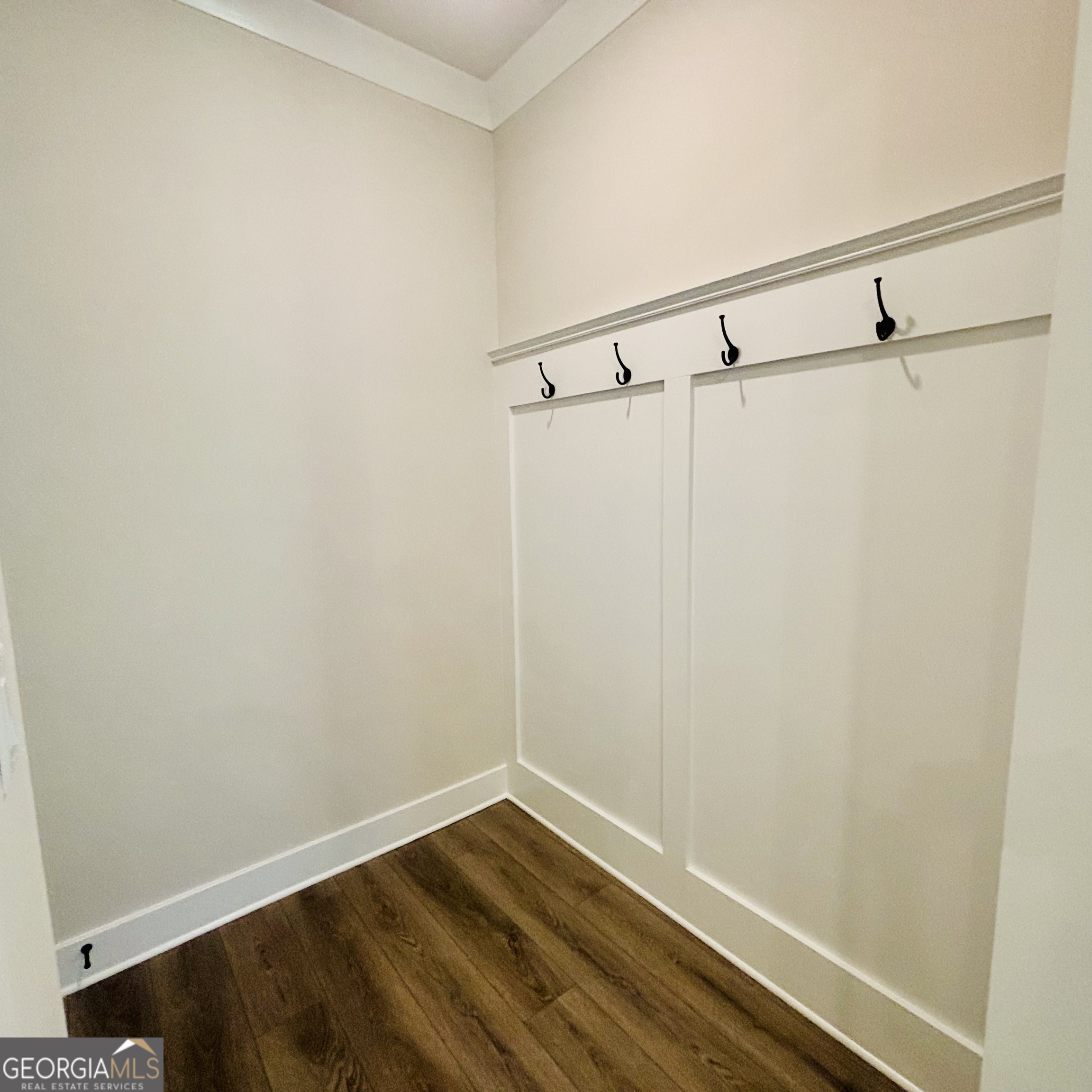 518 Winding Rose Drive Property Photo 13
