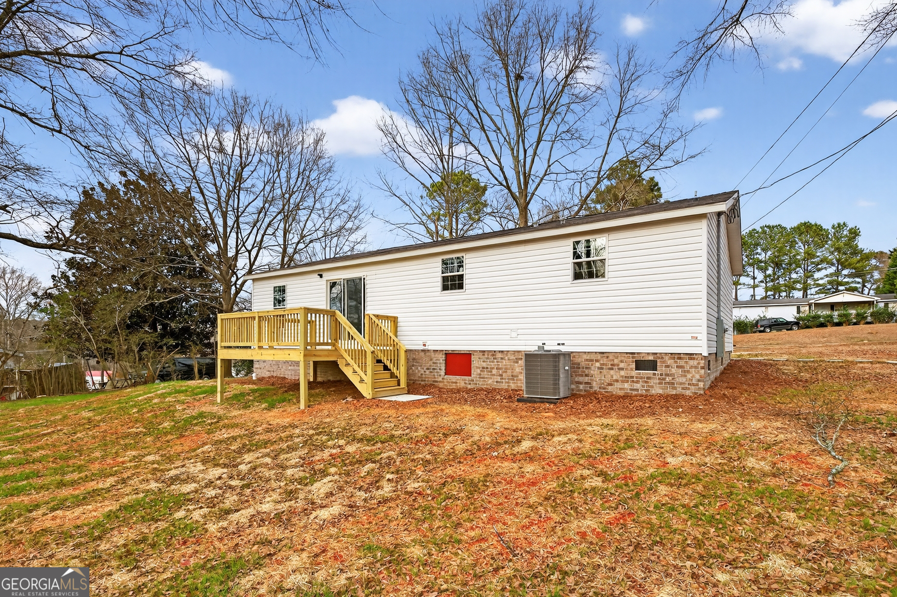 720 Woodland Circle Property Photo 6