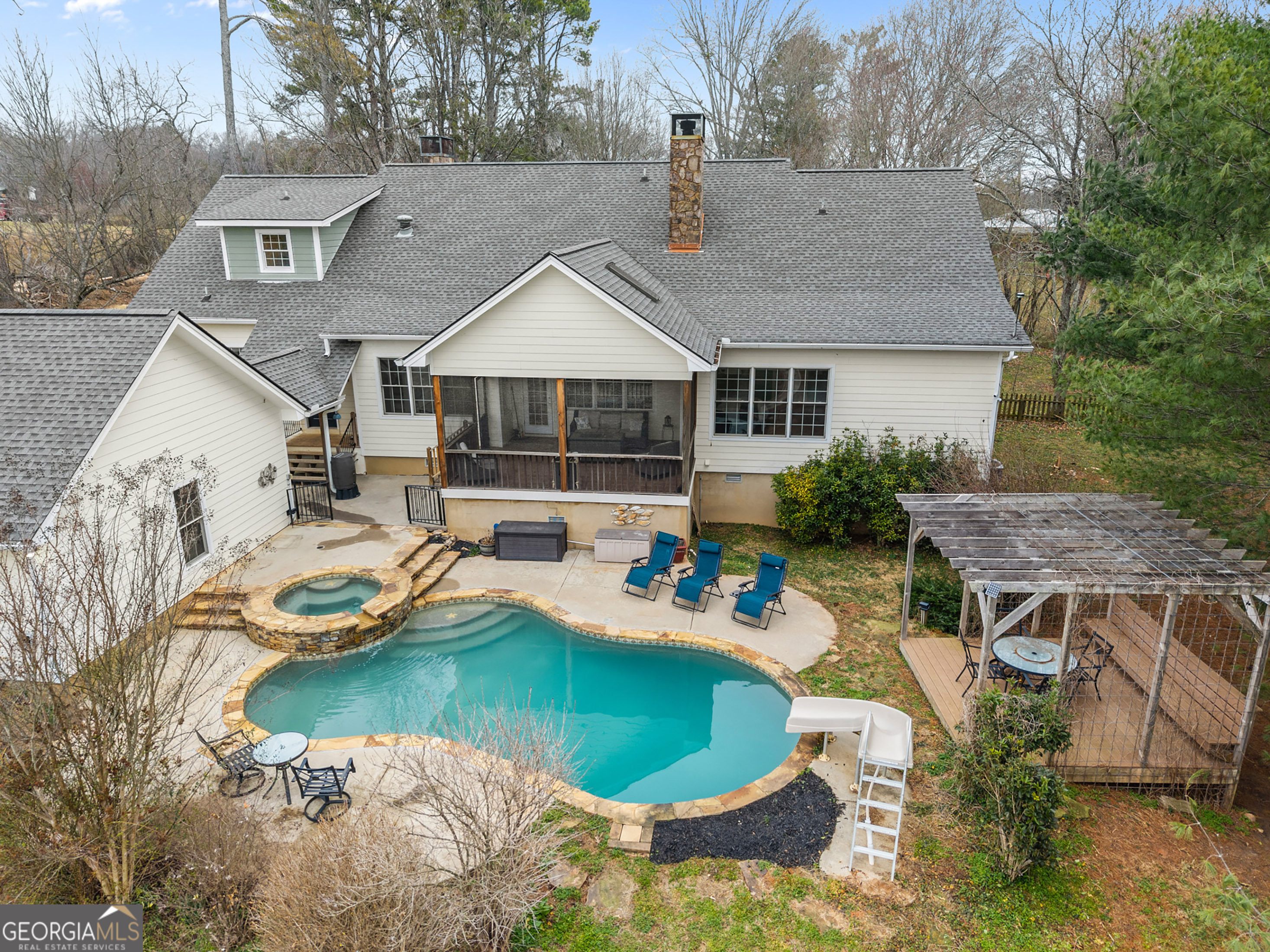 1295 Wall Bridge Loop Road Property Photo 2