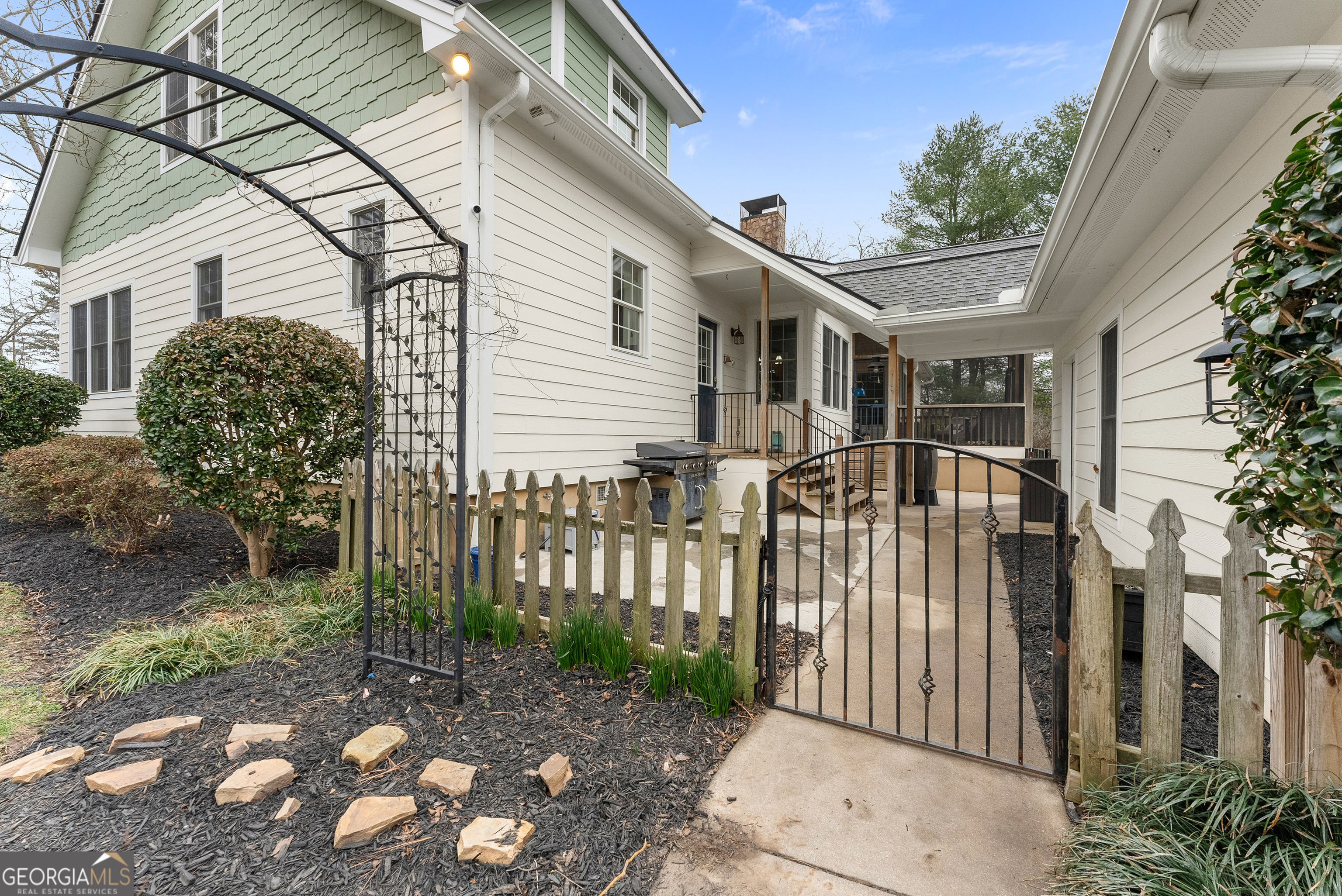 1295 Wall Bridge Loop Road Property Photo 5