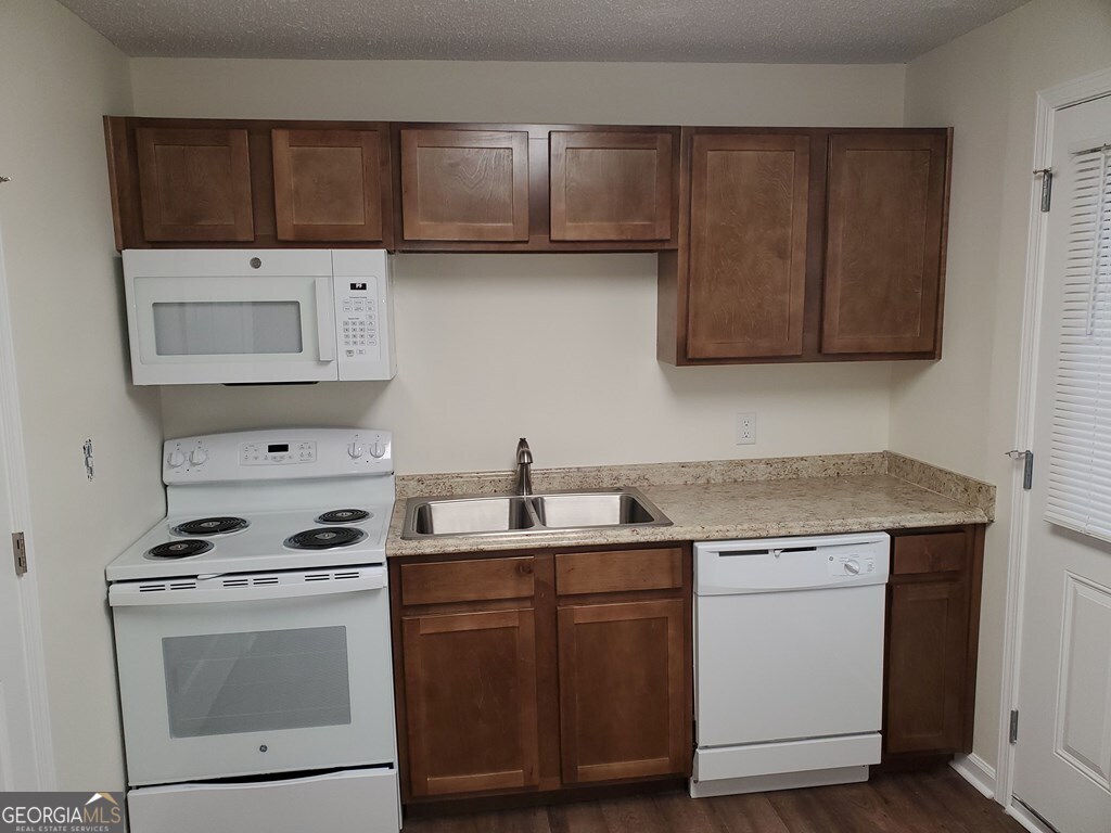 203 Enterprise Apt A Property Photo 2