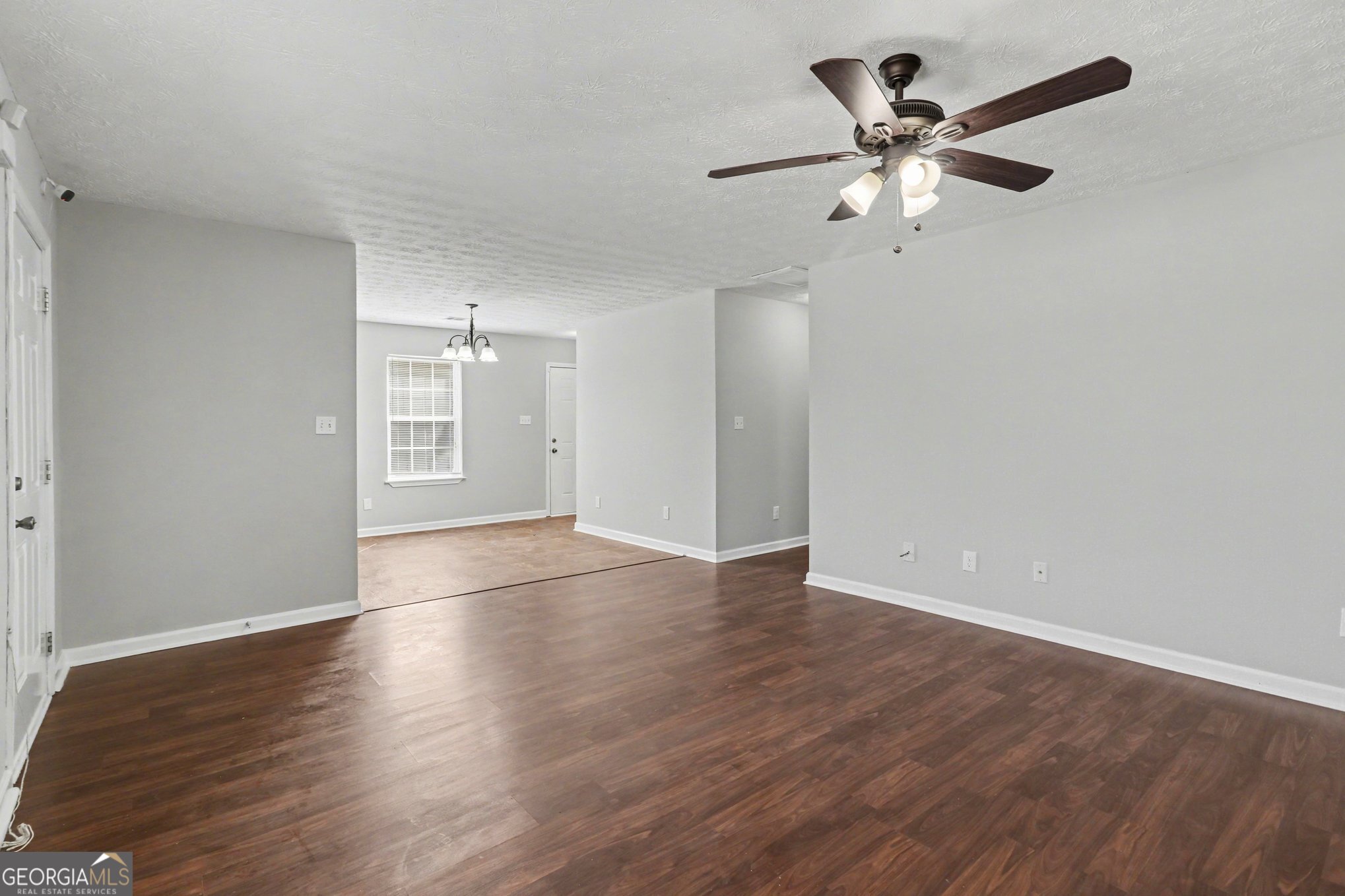 2329 Glebe Court Property Photo 5