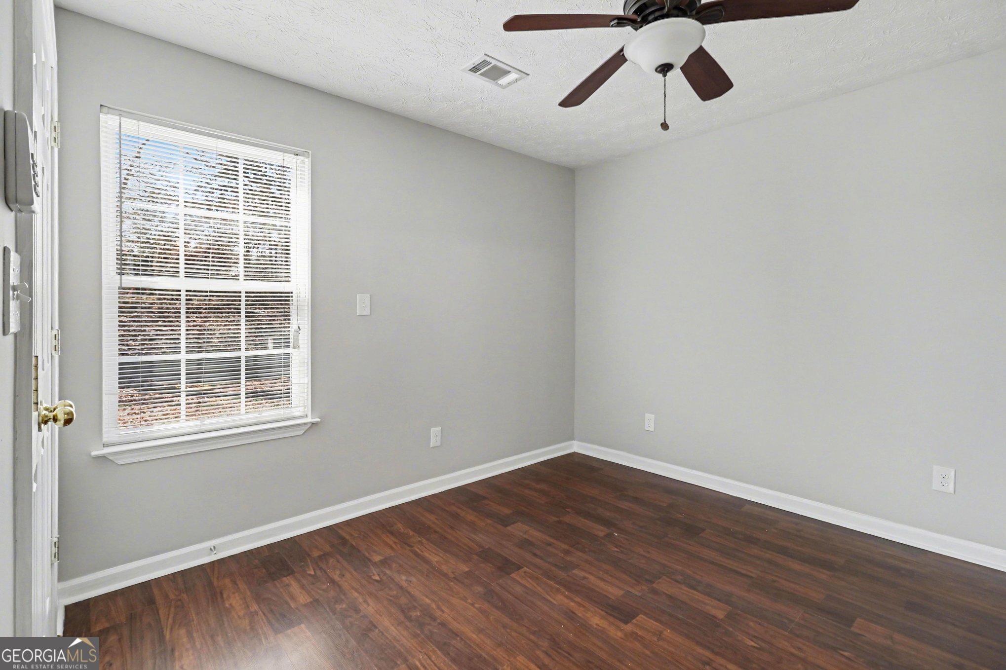 2329 Glebe Court Property Photo 14