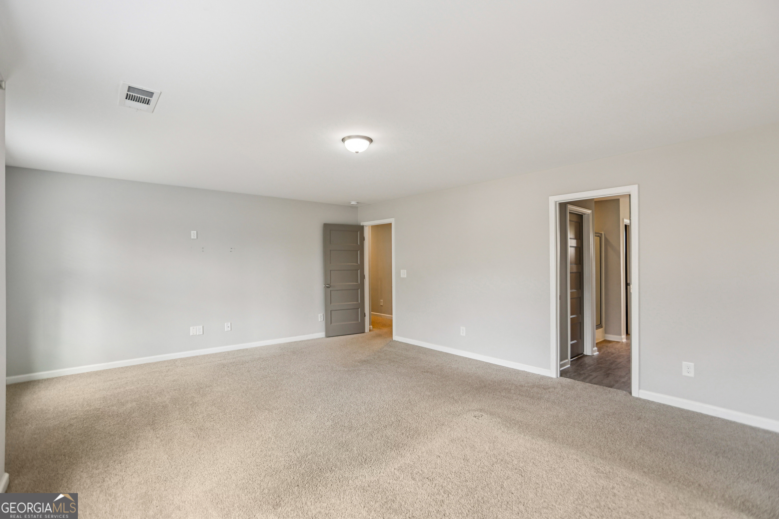 91 Richmond Drive Property Photo 4