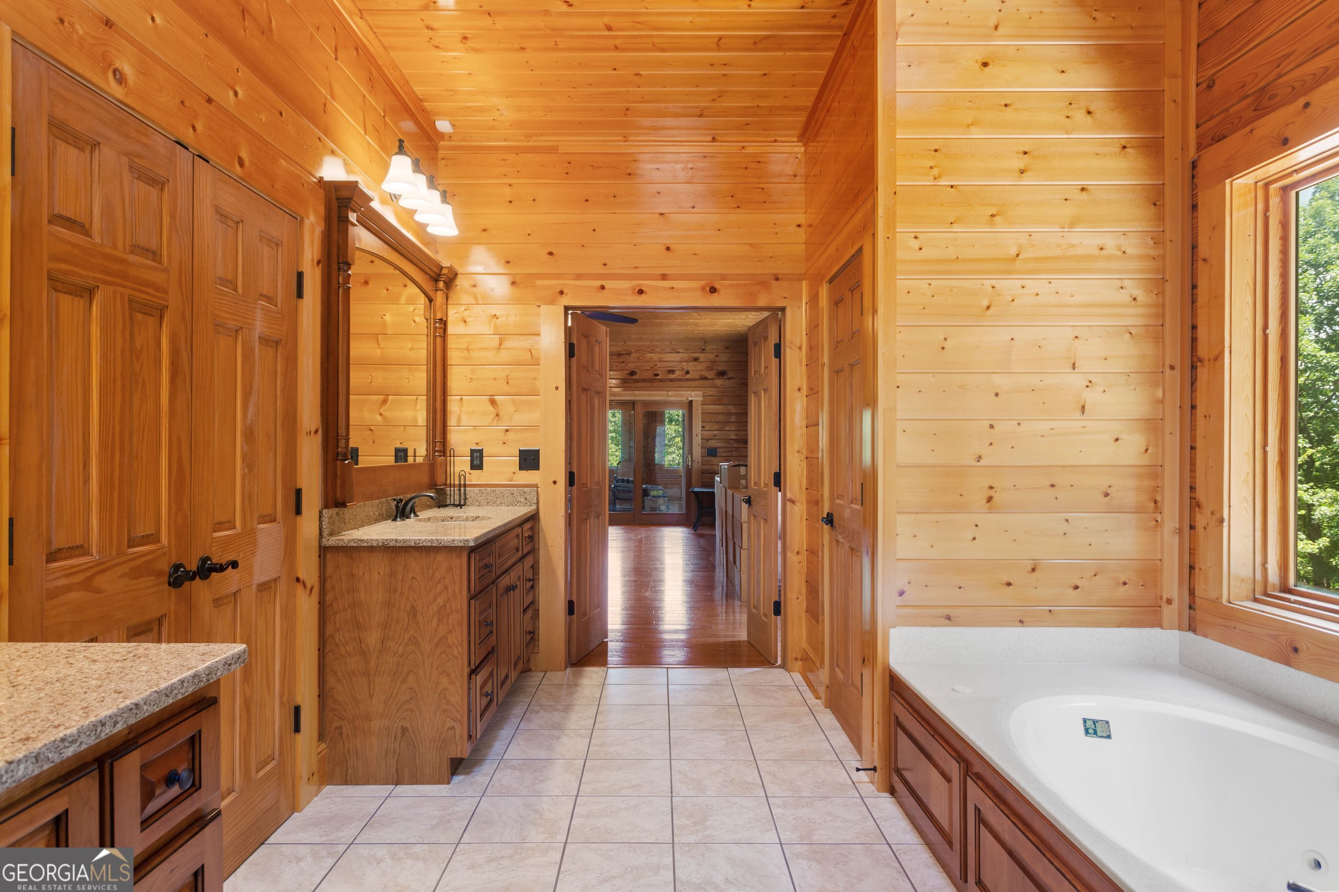 729 Huckleberry Way Property Photo 44