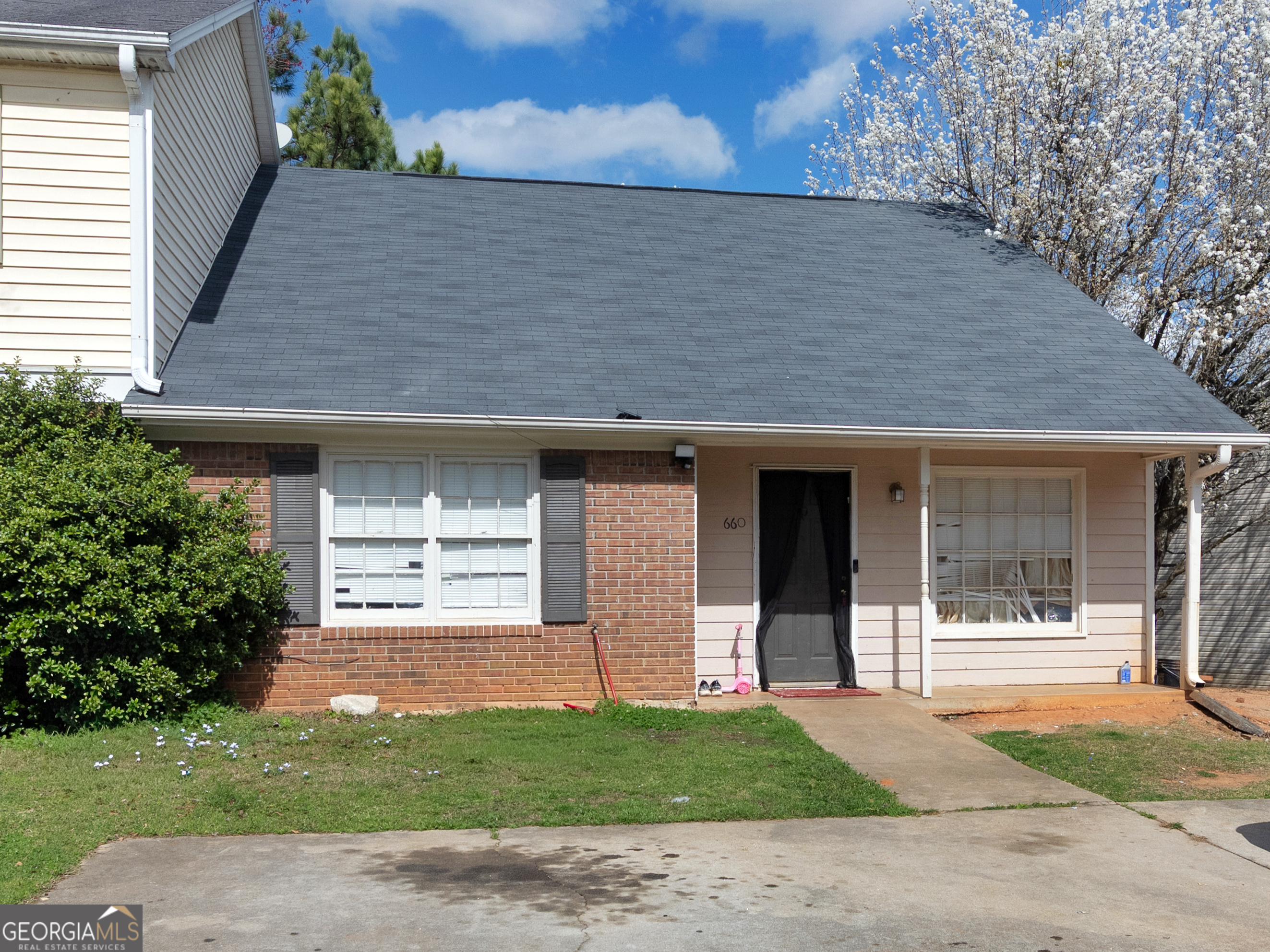 660 Browning Lane Se Property Photo 1
