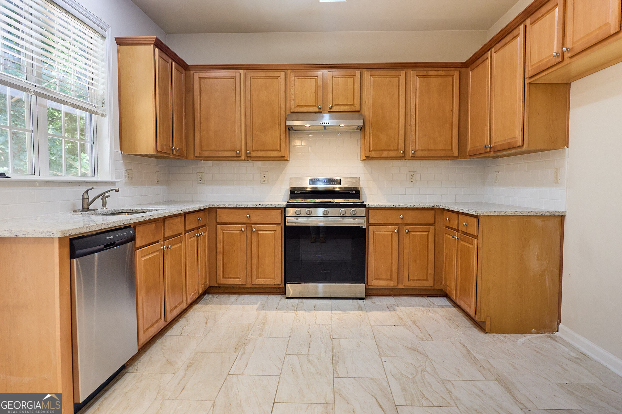 1622 Hemburg Trace # 3 Property Photo 6