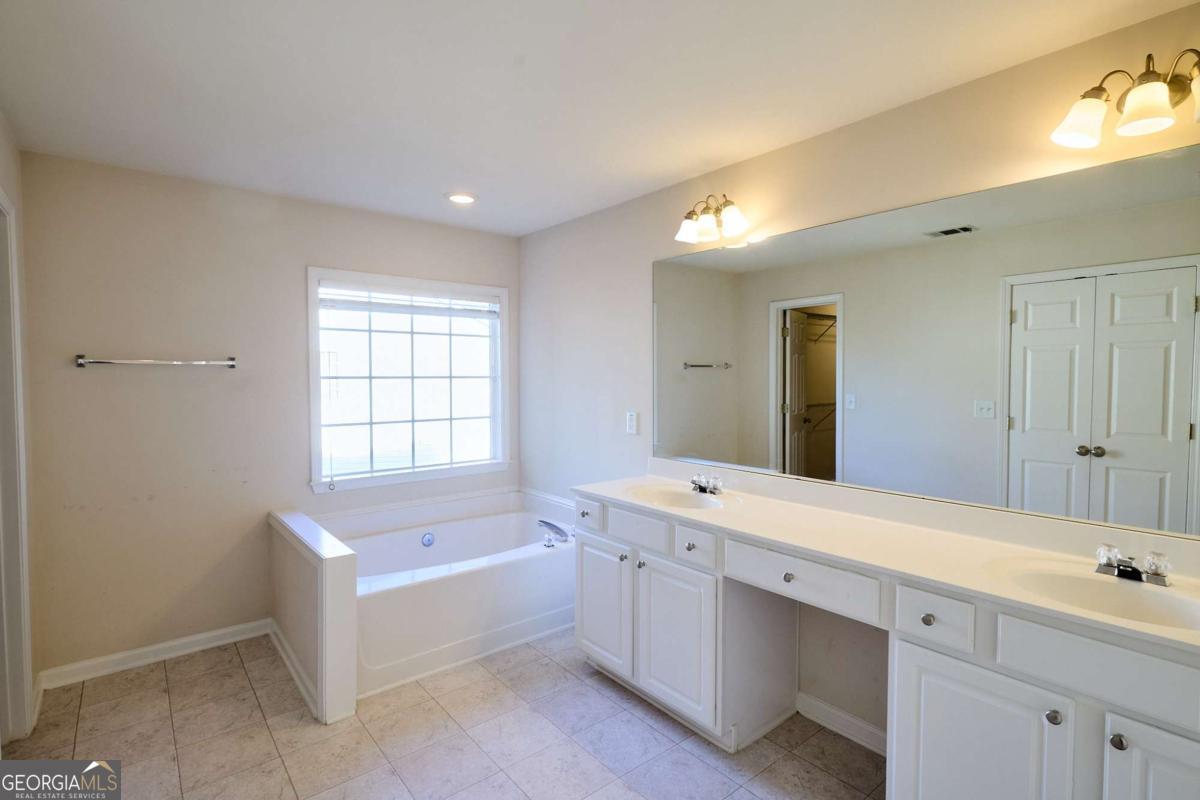 1622 Hemburg Trace # 3 Property Photo 24