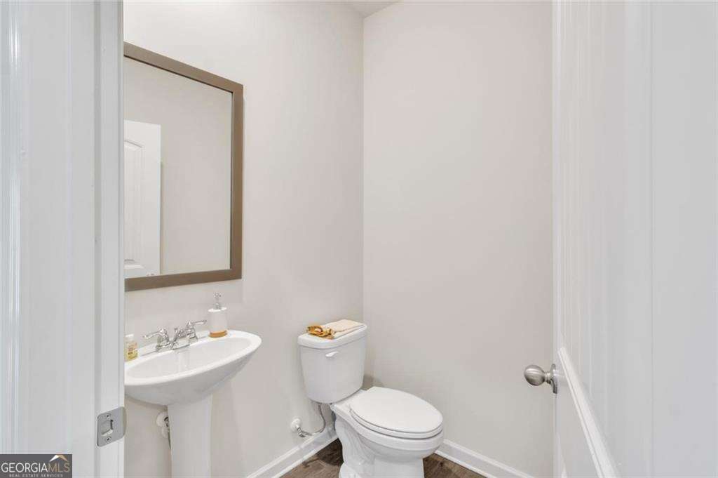 23 Embry Boulevard Property Photo 7