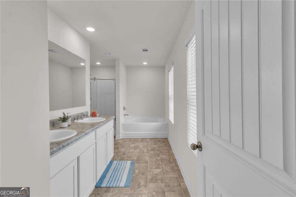 23 Embry Boulevard Property Photo 31