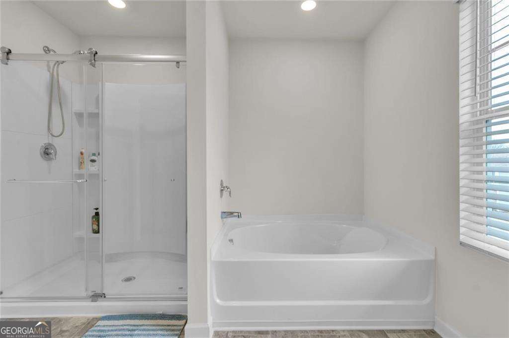 23 Embry Boulevard Property Photo 34