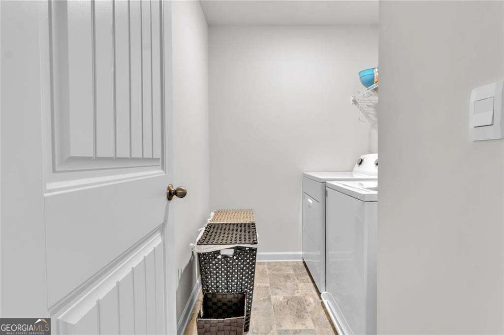 23 Embry Boulevard Property Photo 35