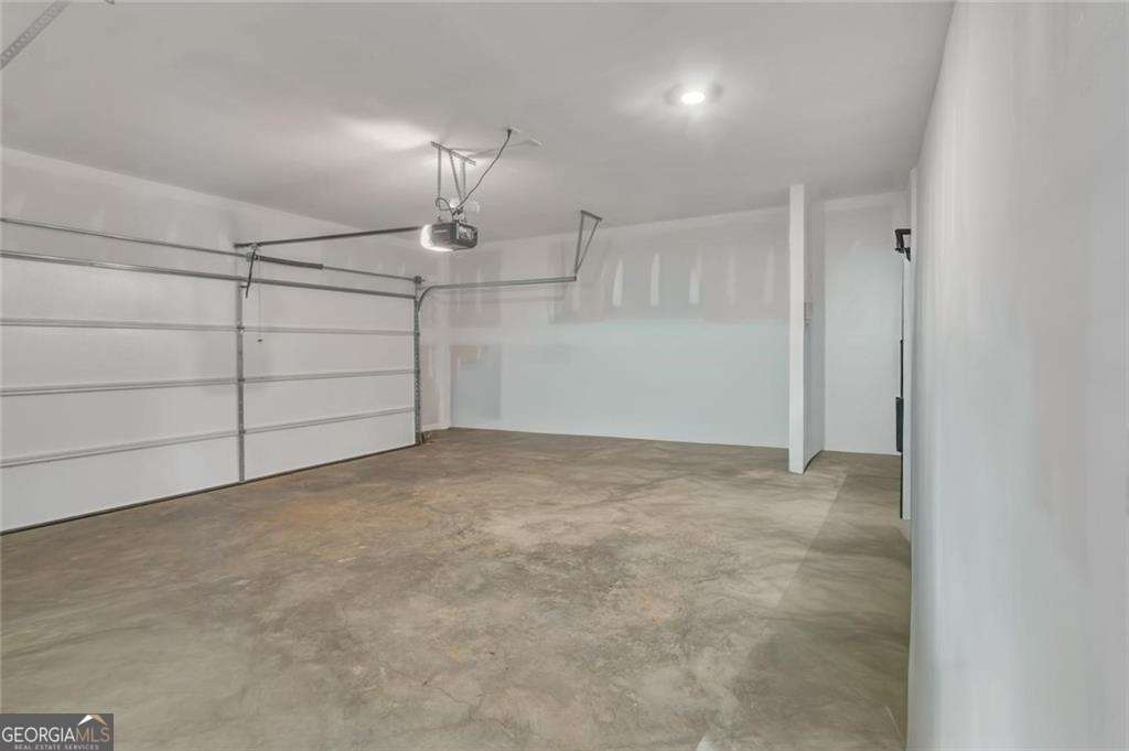23 Embry Boulevard Property Photo 36