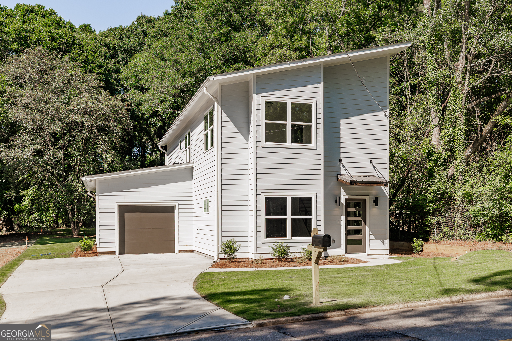 169 Vine Street Property Photo 1