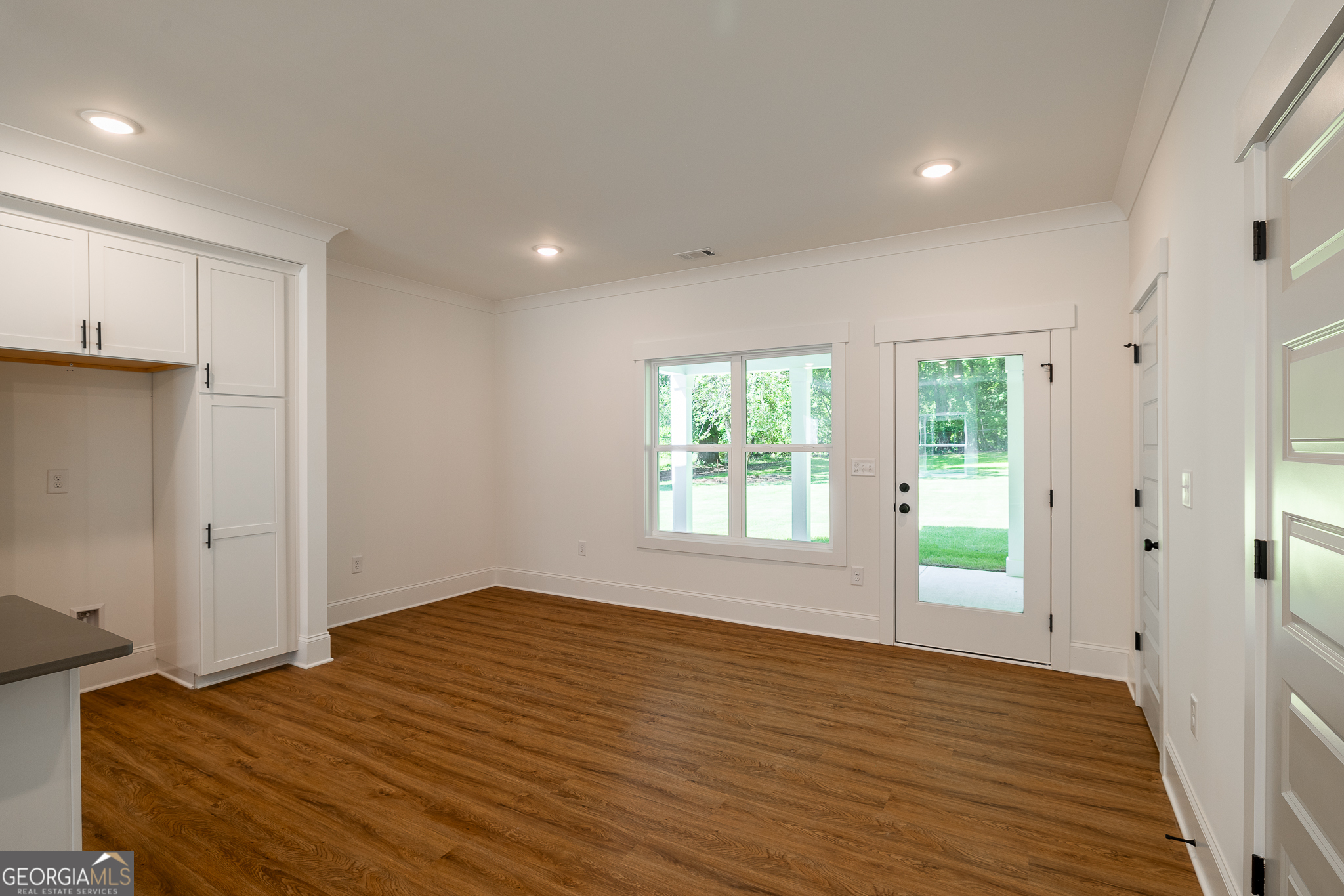 169 Vine Street Property Photo 15