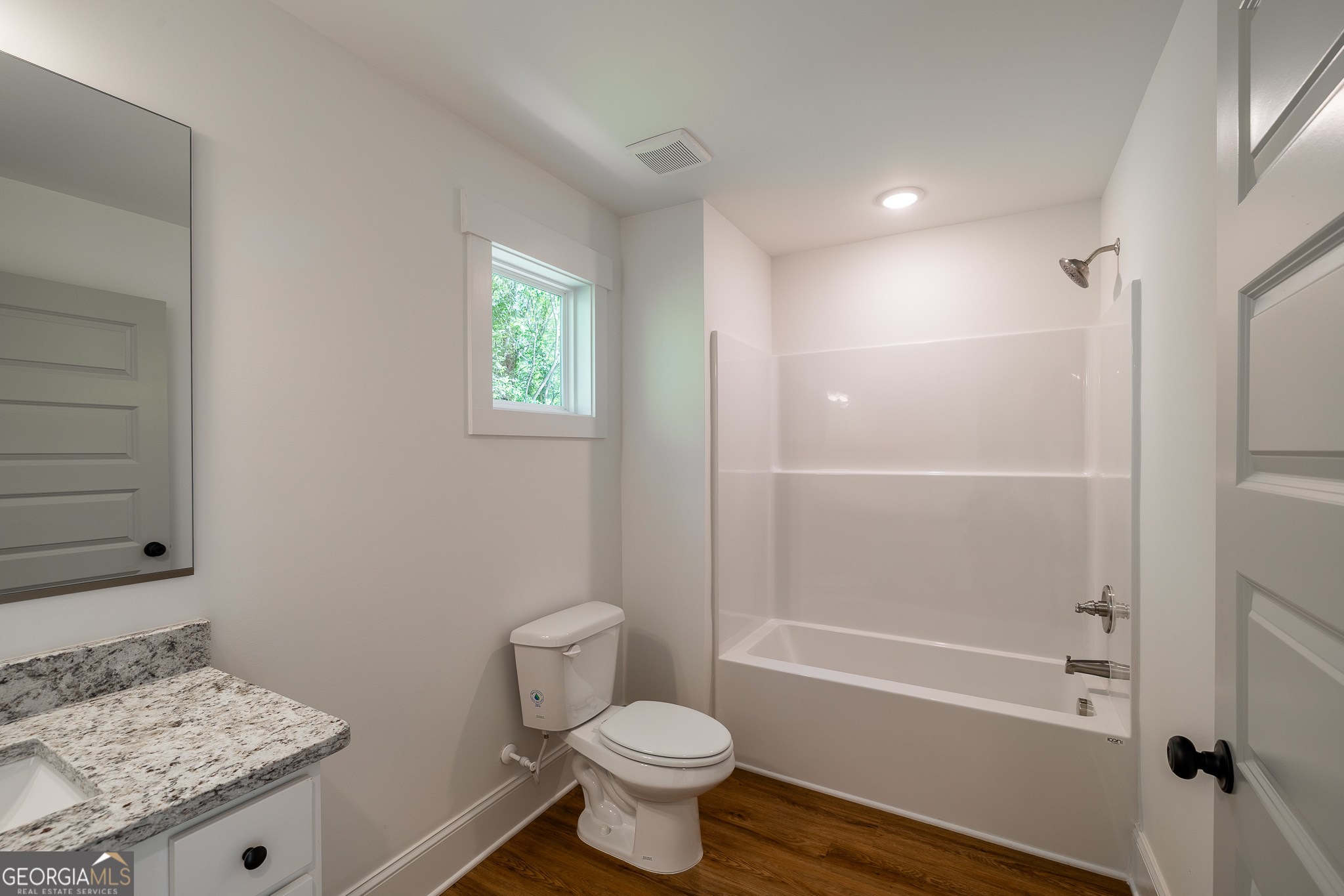 169 Vine Street Property Photo 29
