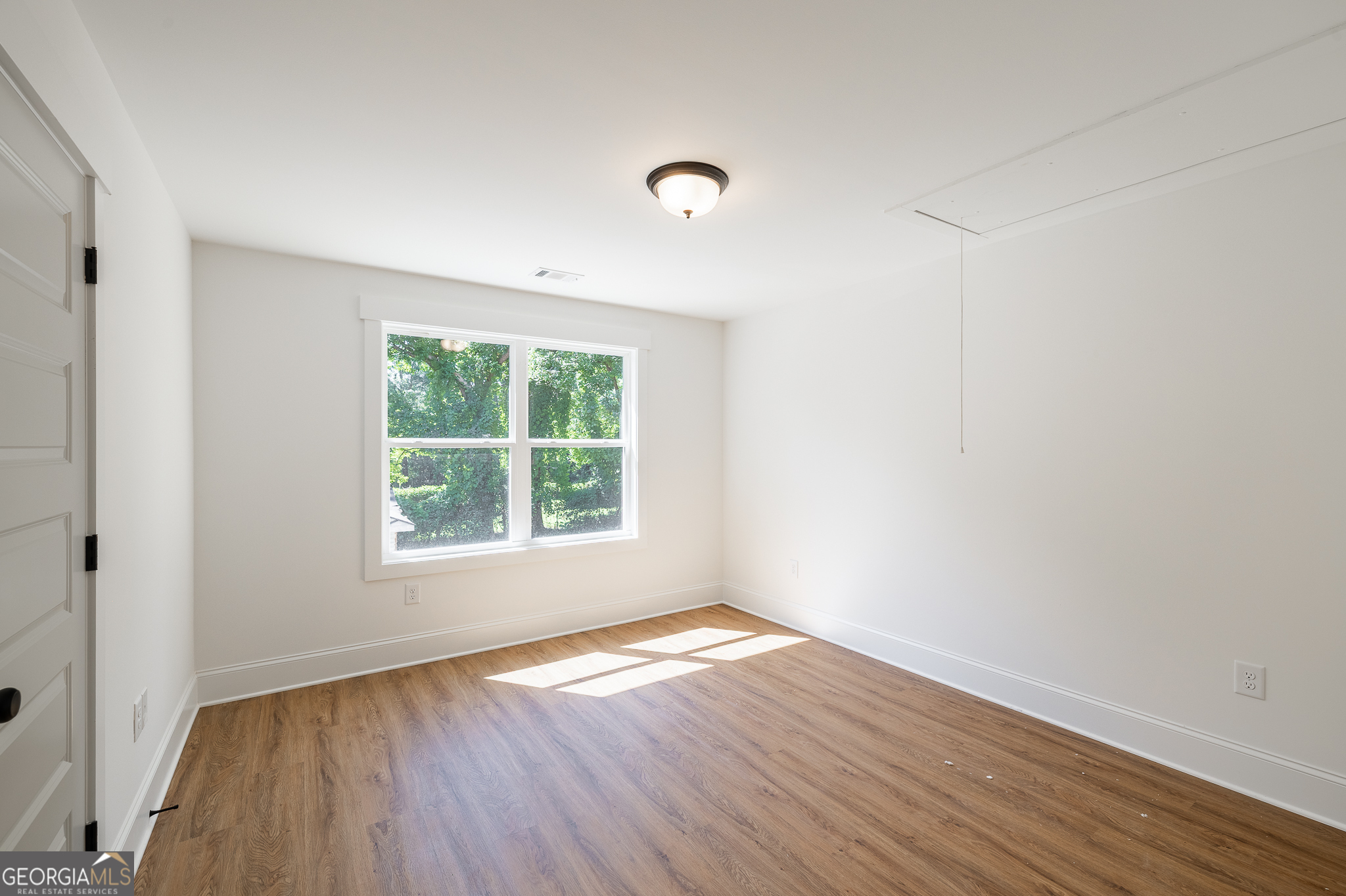 169 Vine Street Property Photo 31