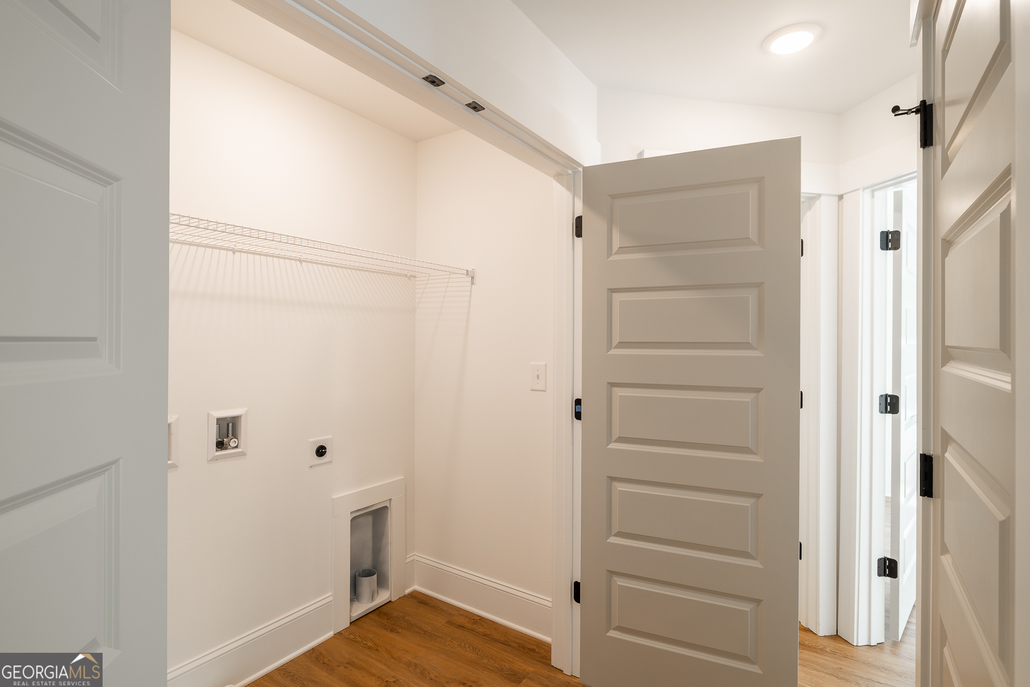 169 Vine Street Property Photo 32
