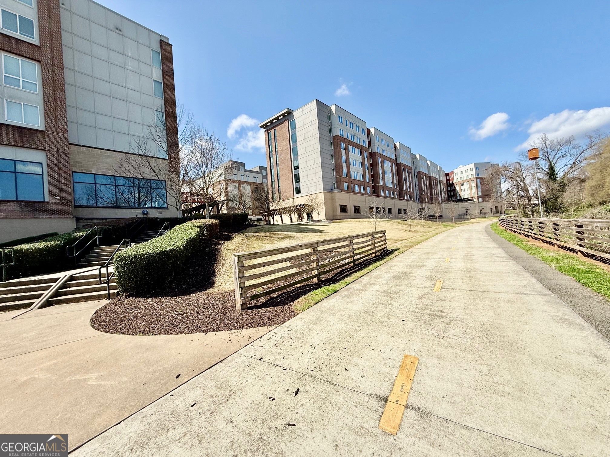 169 Vine Street Property Photo 43