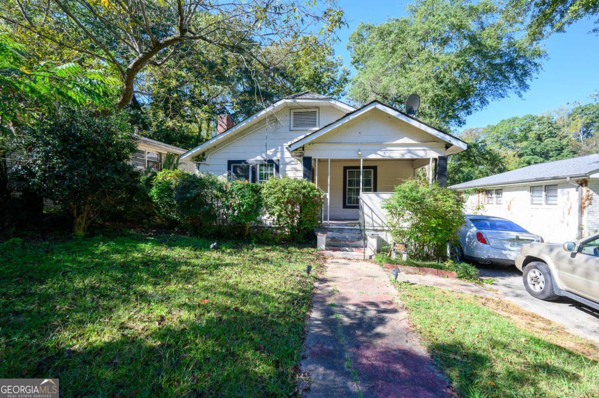 728 Center Hill Avenue NW Property Photo 1