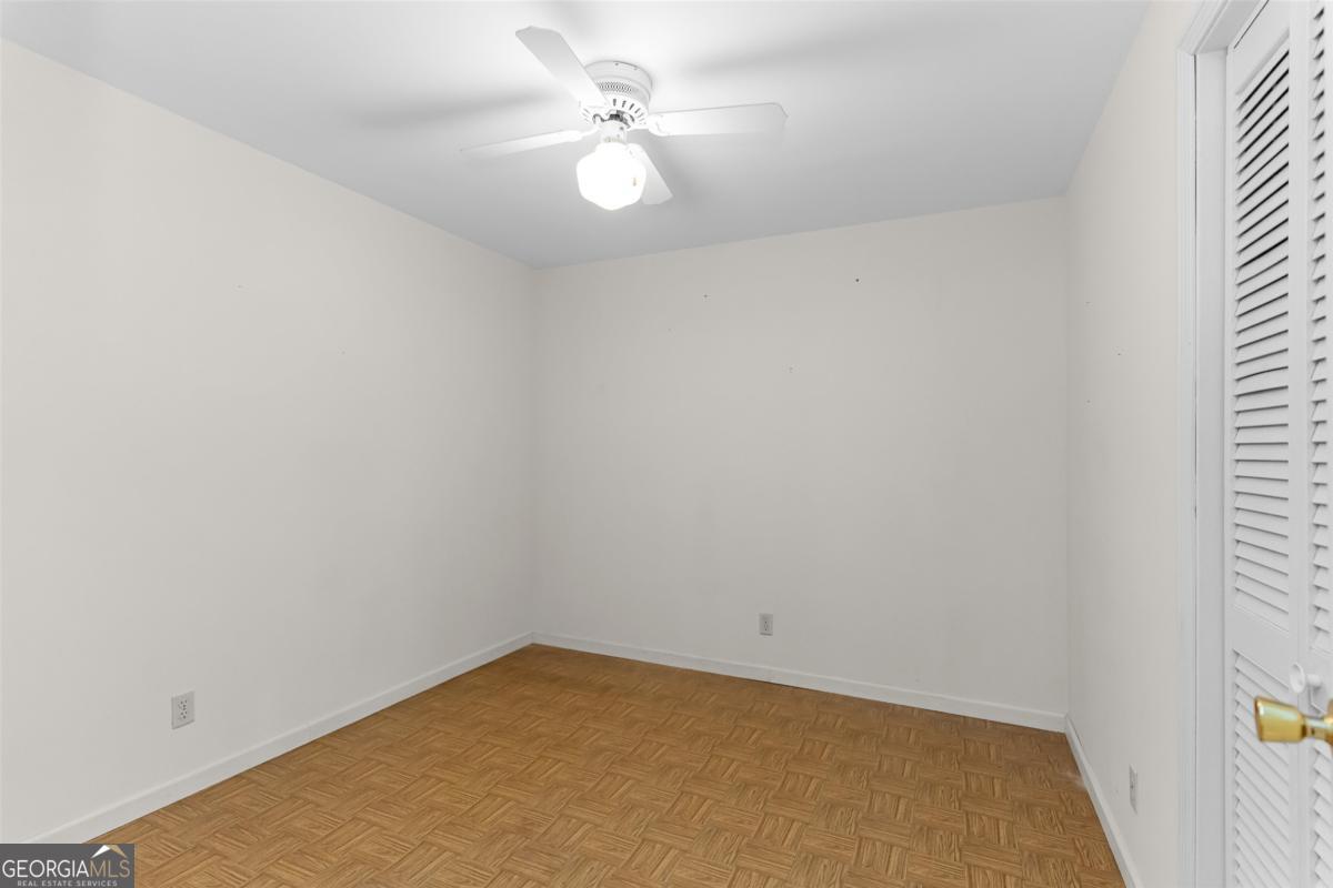 1070 Carpenter Lane Property Photo 28