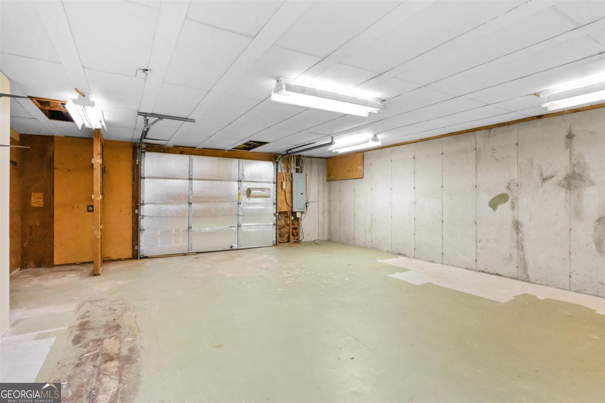 1070 Carpenter Lane Property Photo 33