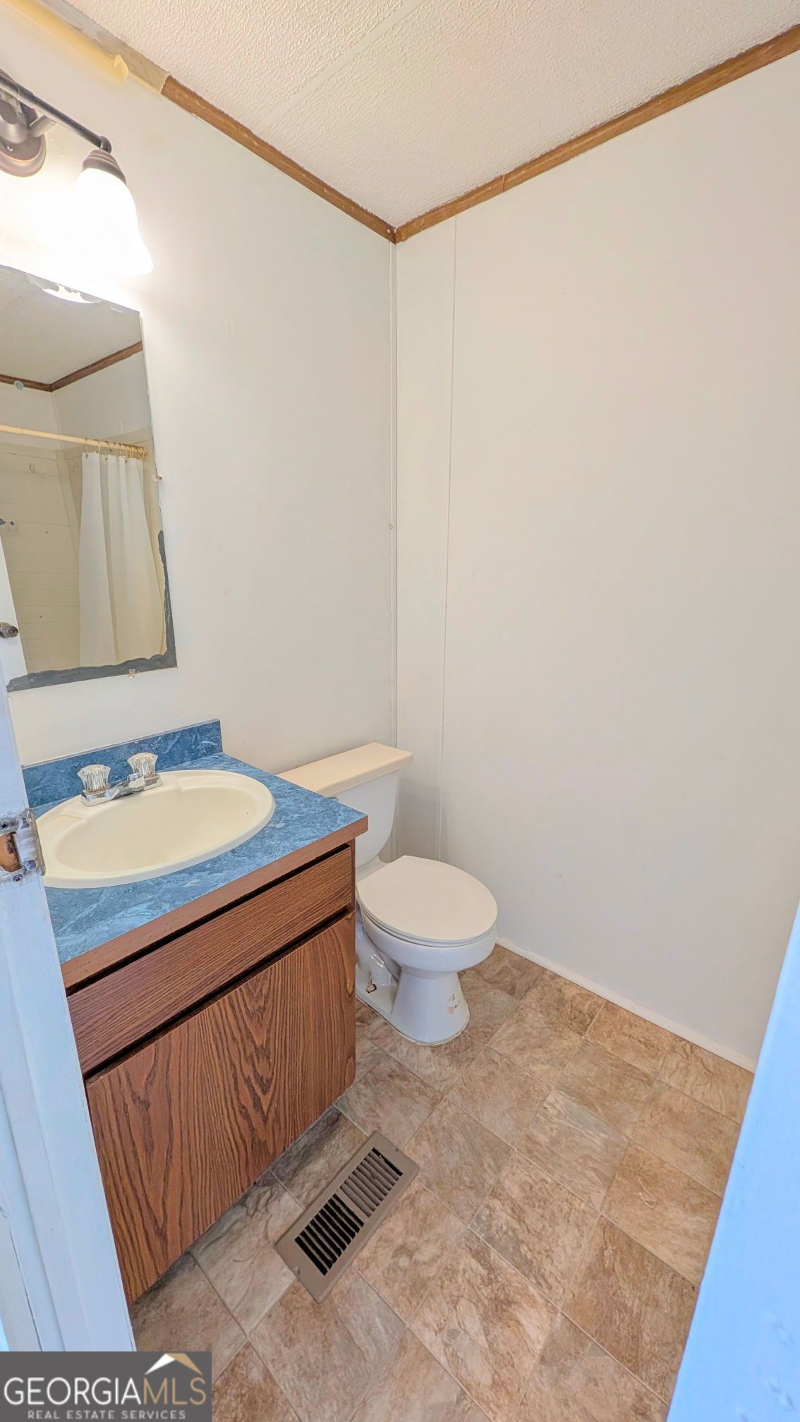 1562 Grindle Bridge Road Property Photo 18