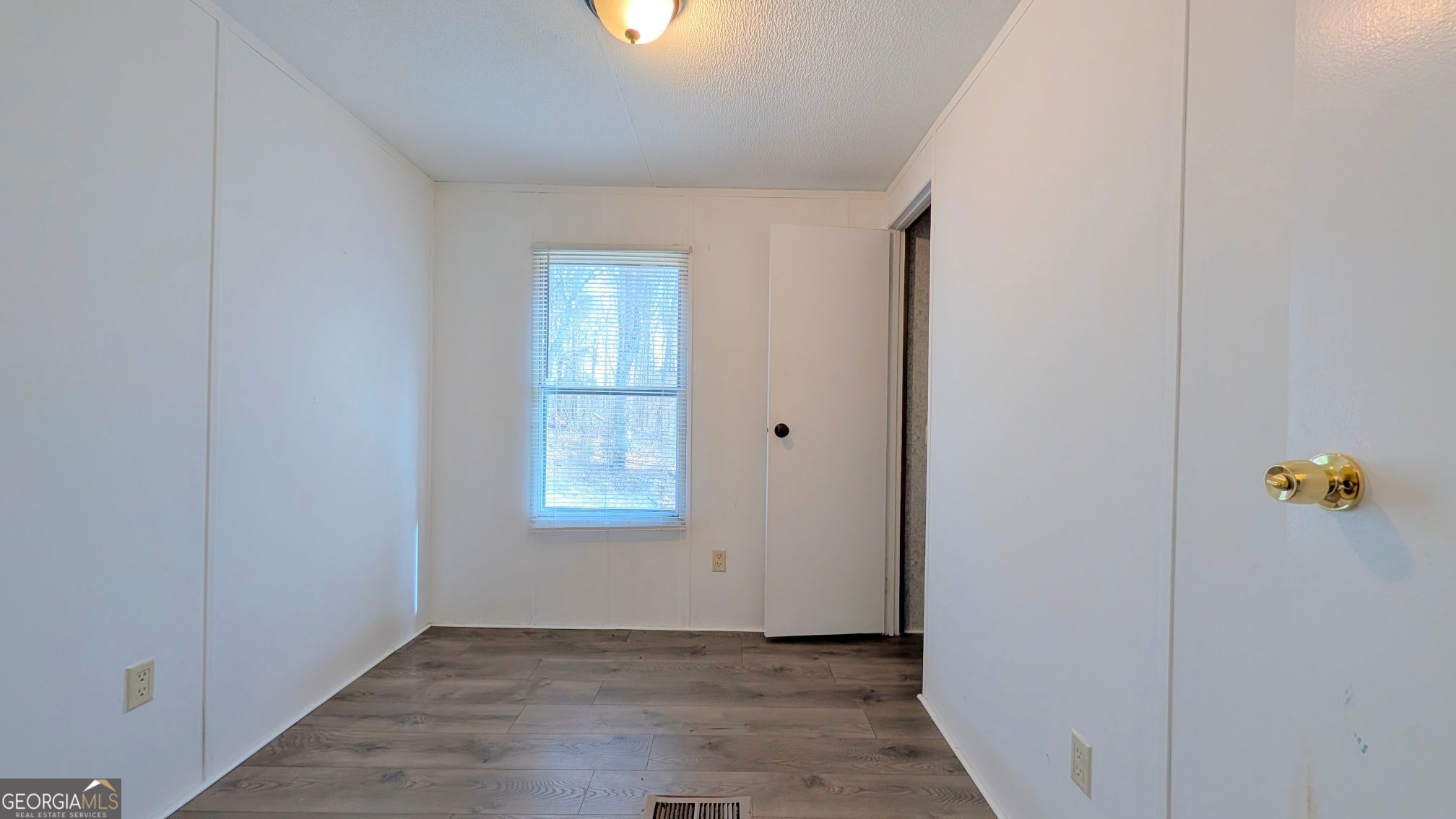 1562 Grindle Bridge Road Property Photo 23