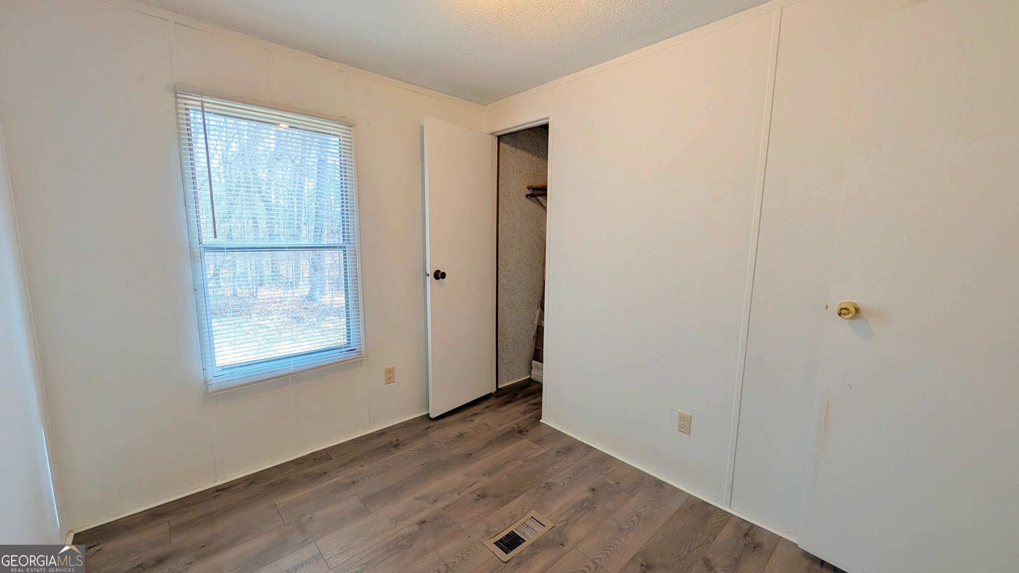1562 Grindle Bridge Road Property Photo 24
