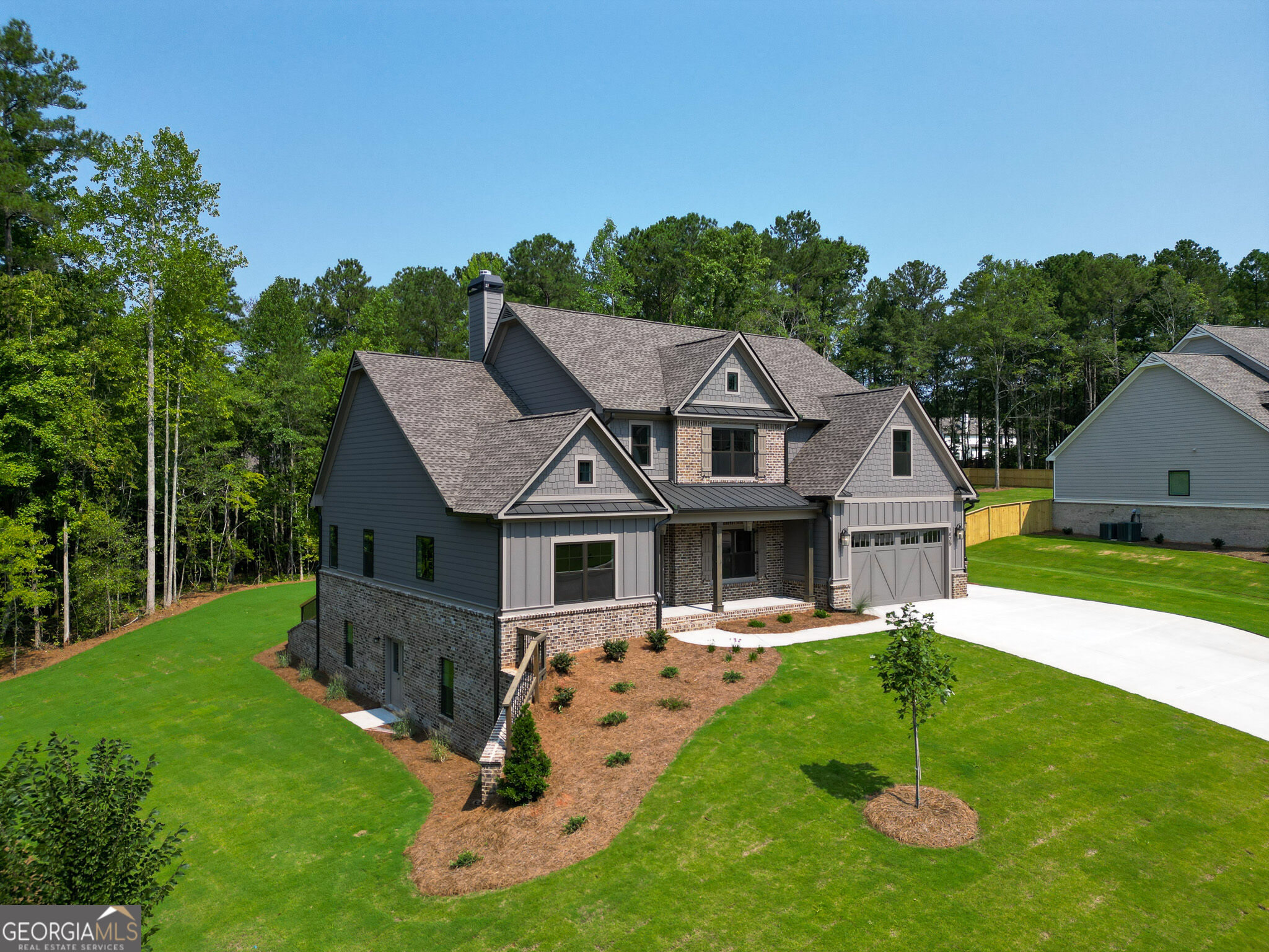 1425 Willowbend Place Property Photo 4