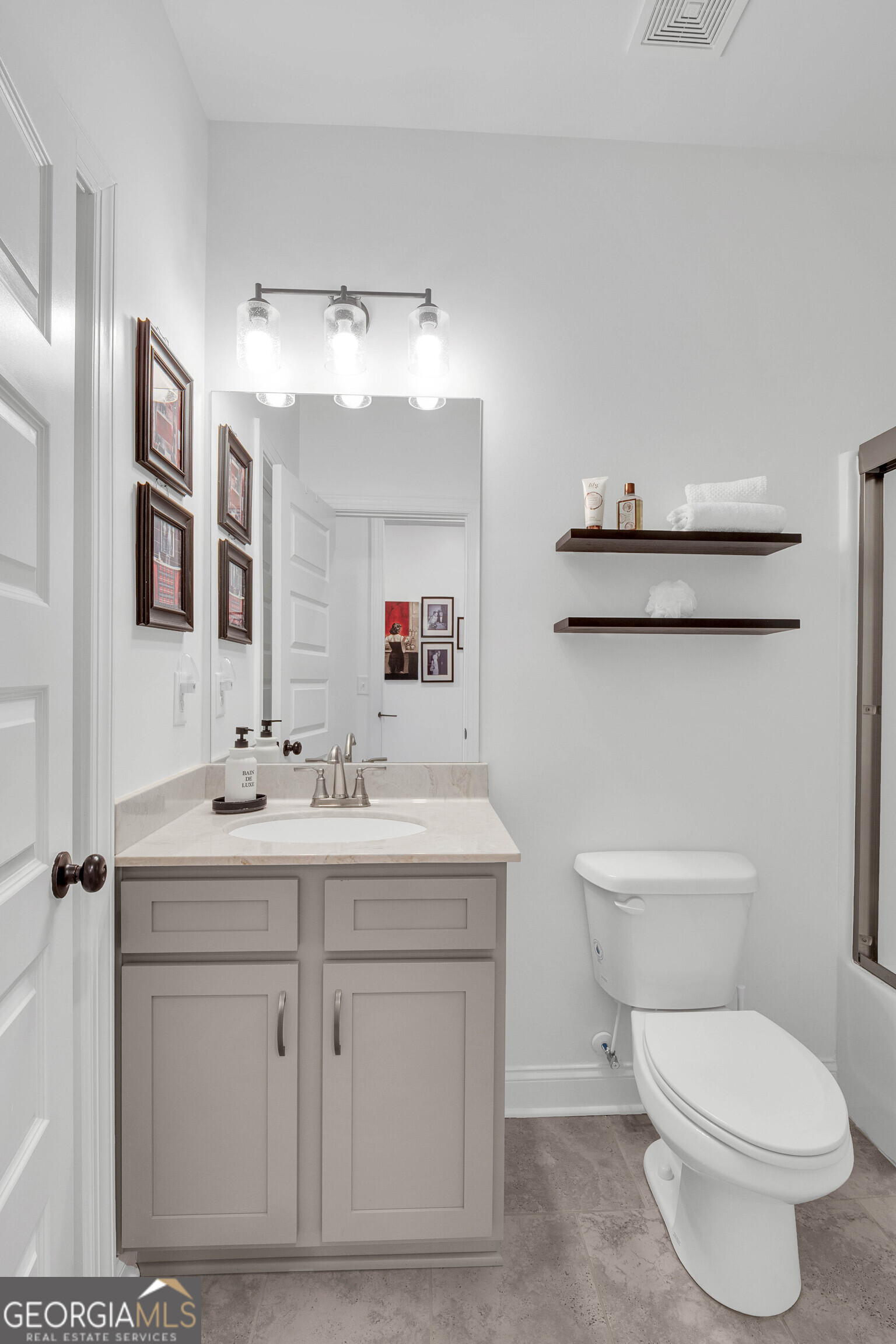 22 Mallard Creek Way Property Photo 8
