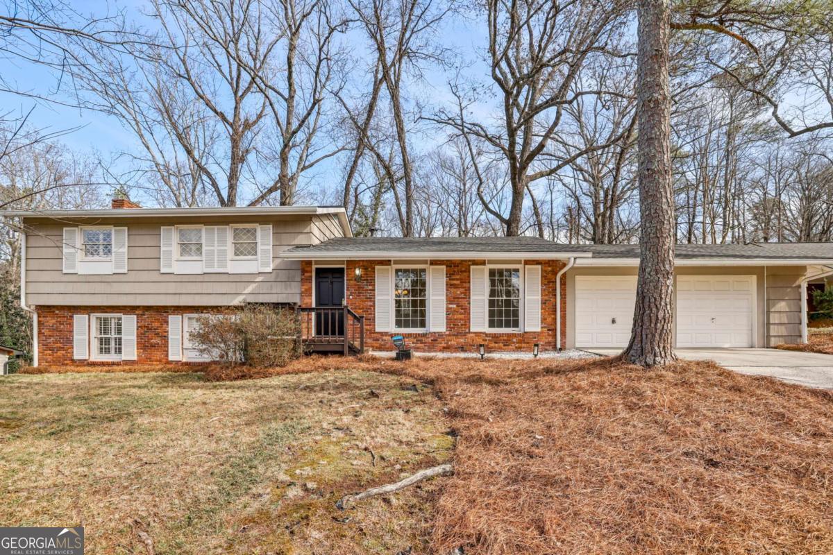 6555 Williamson Drive Property Photo 1