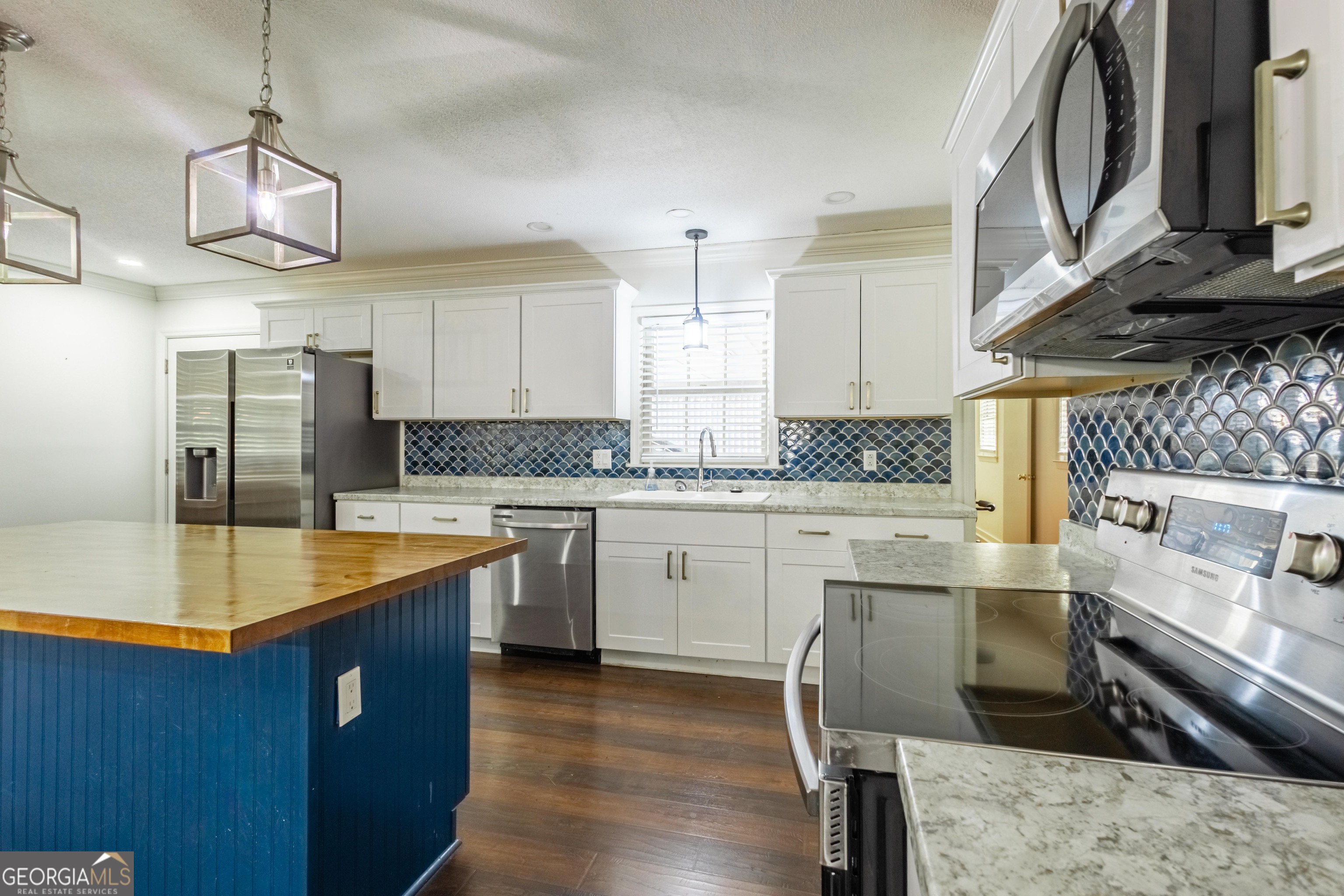 1444 Madison Avenue Property Photo 14