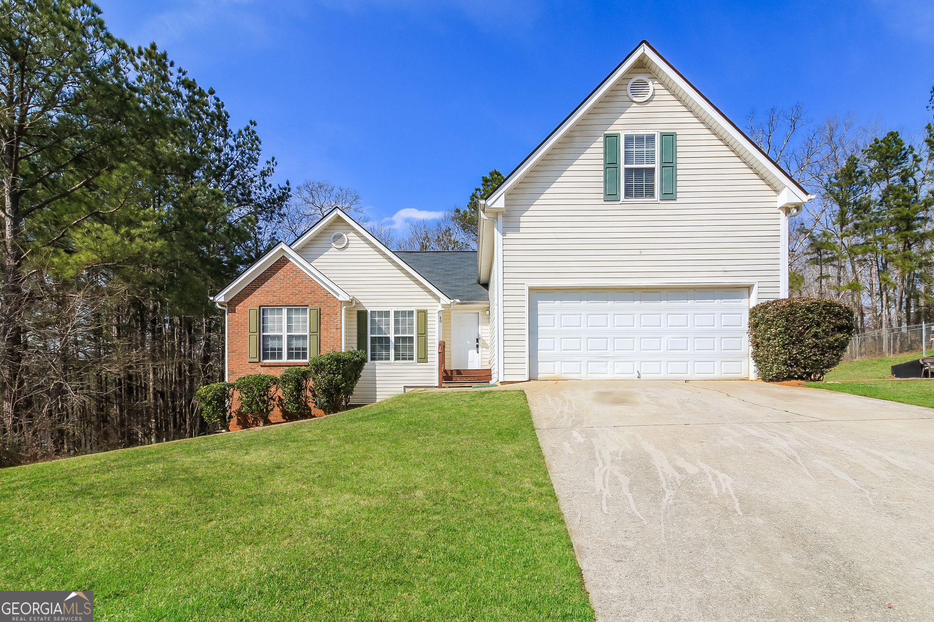 80 E Lawn Drive Property Photo 1