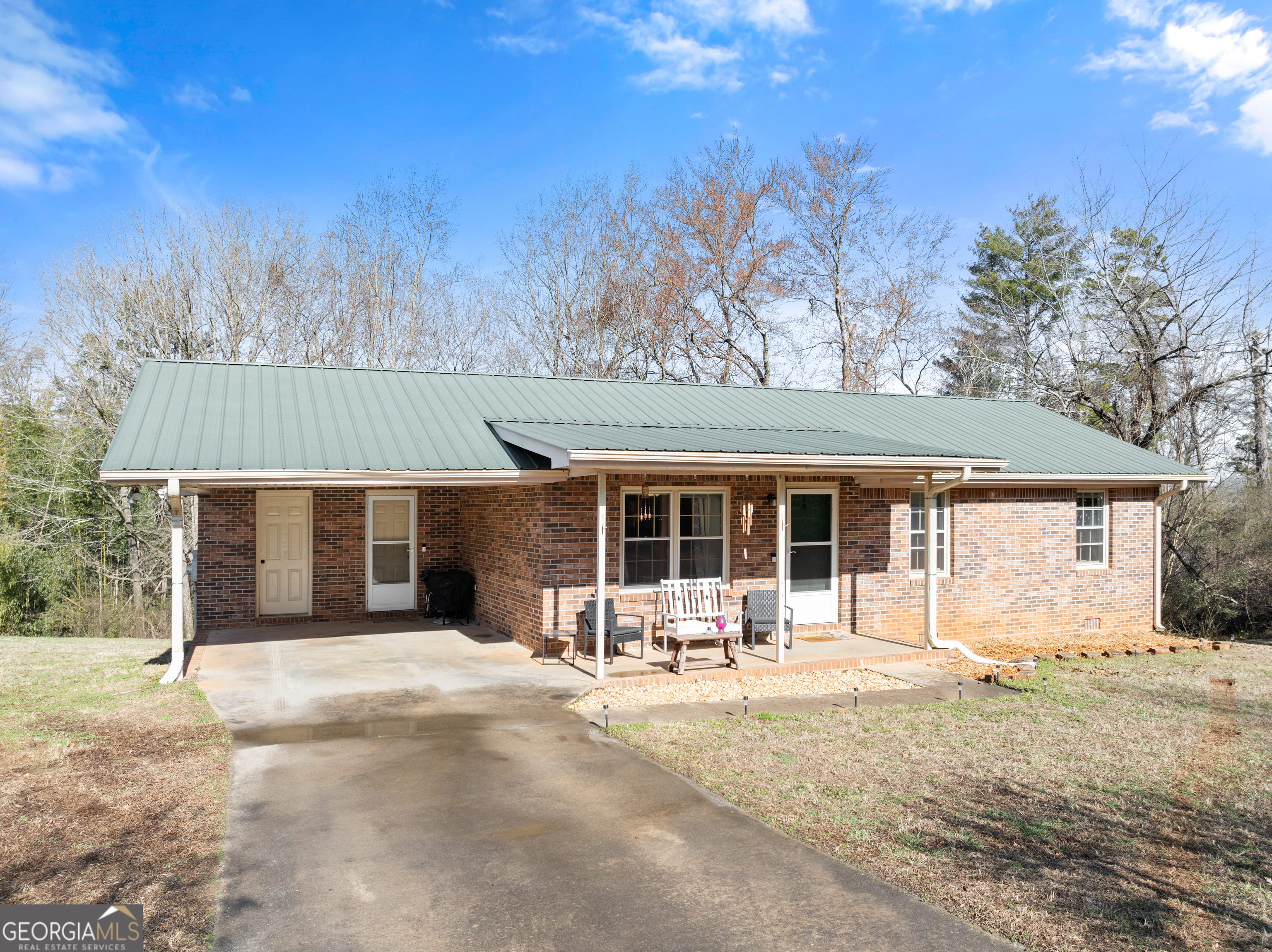 431 Clover Leaf Road Property Photo 4